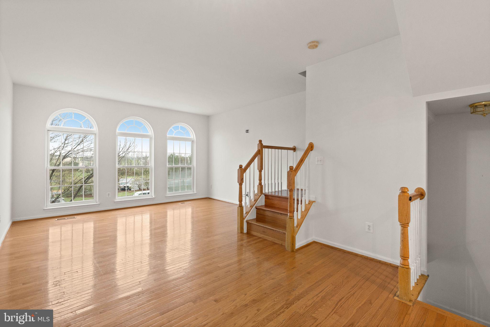 SOUTH RIDING - Residential