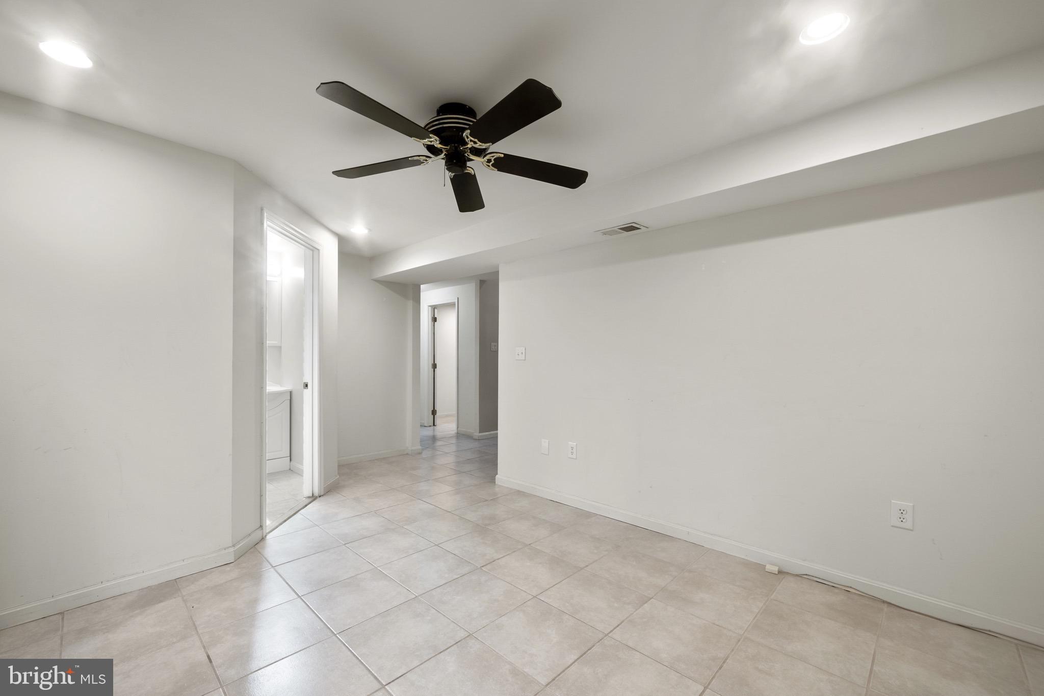 CARRINGTON - Residential