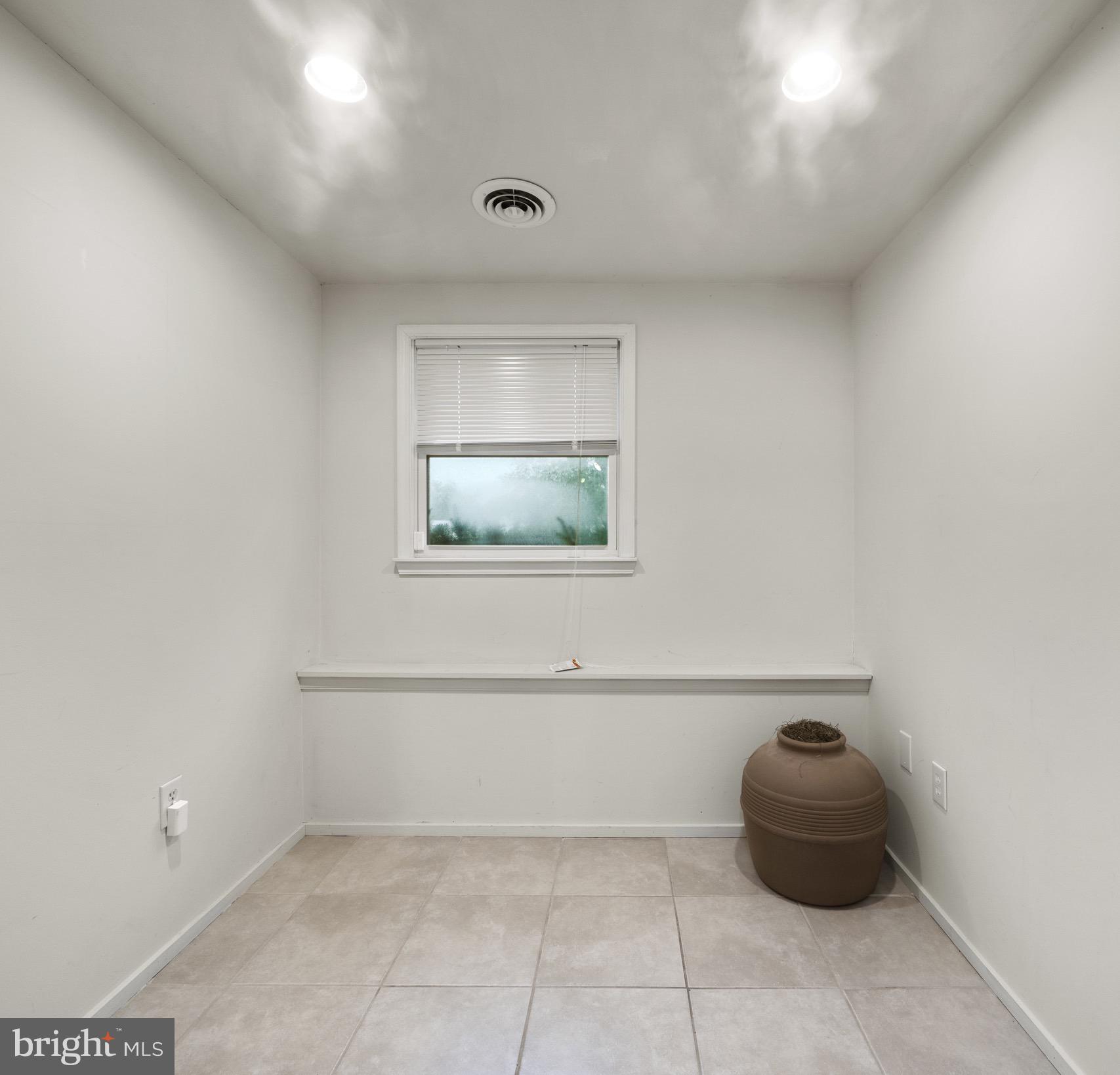 CARRINGTON - Residential