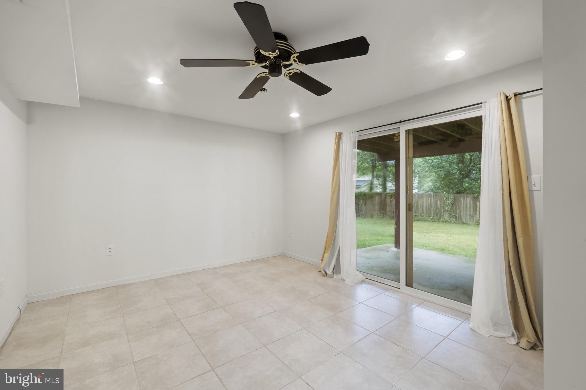 CARRINGTON - Residential