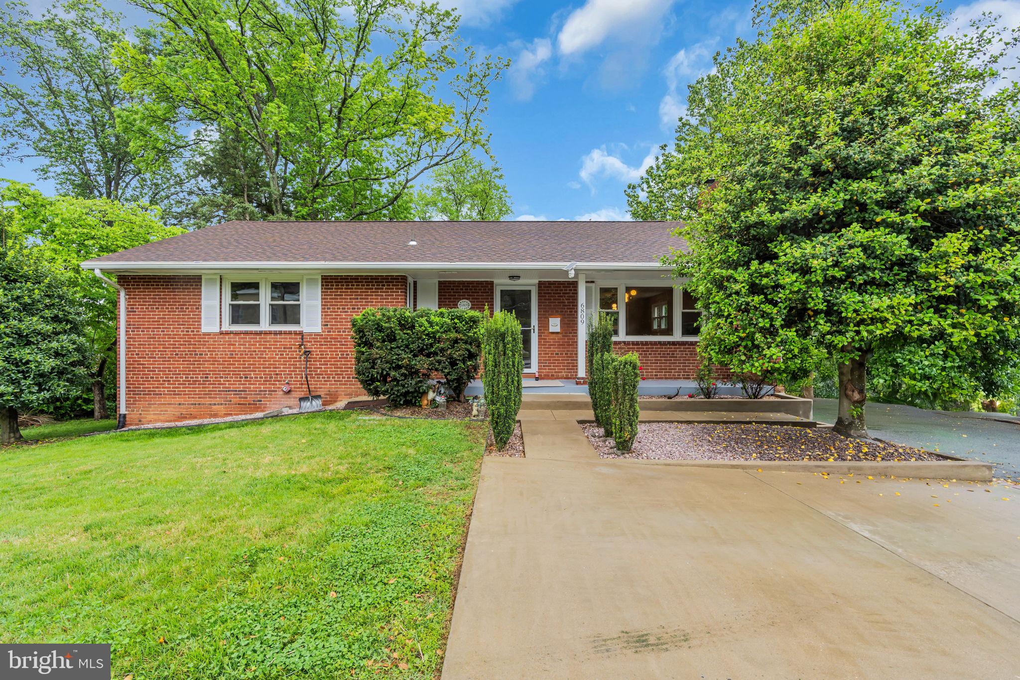 6809 BRADDOCK ROAD