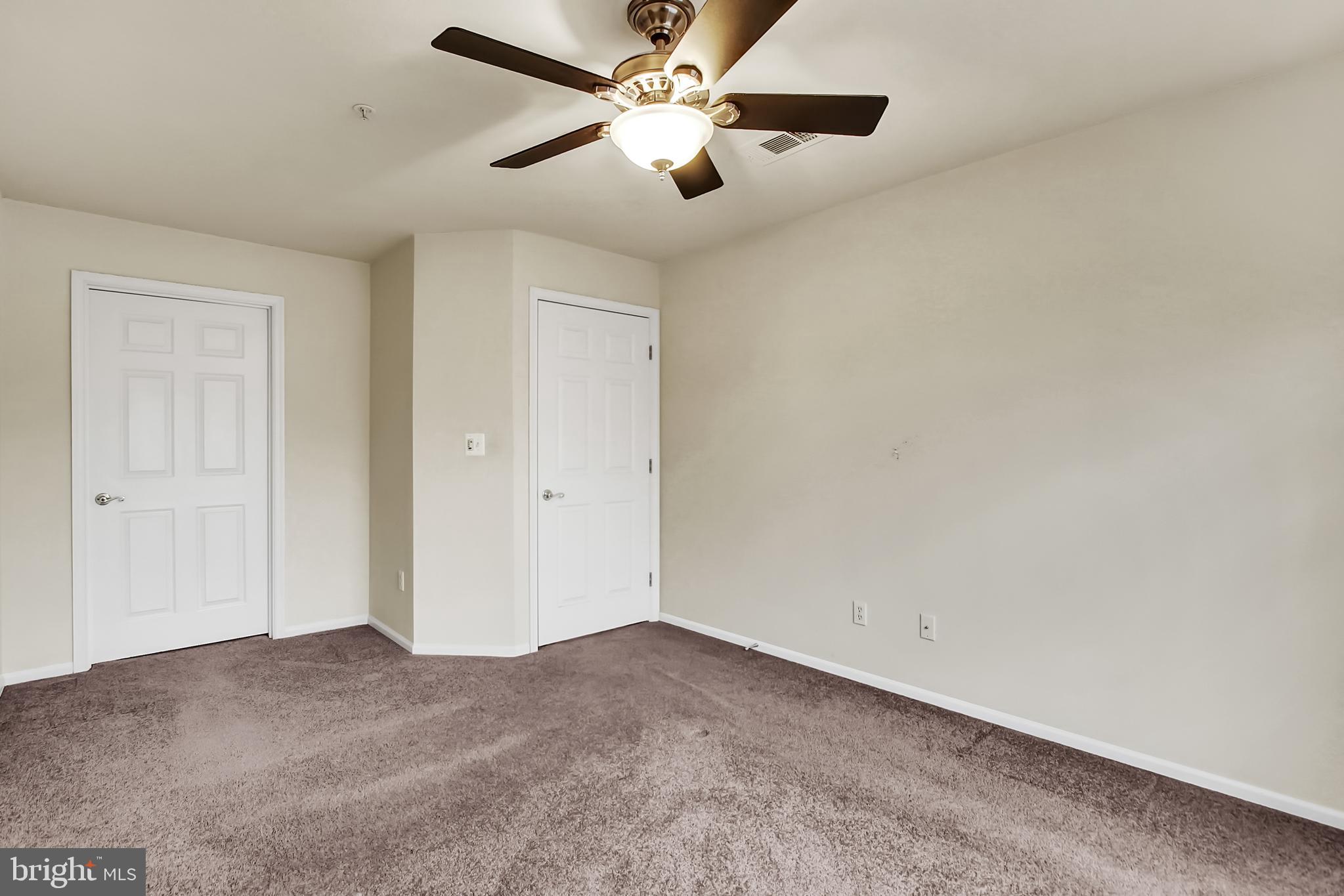 ENGLISH COUNTRY MANOR - Residential