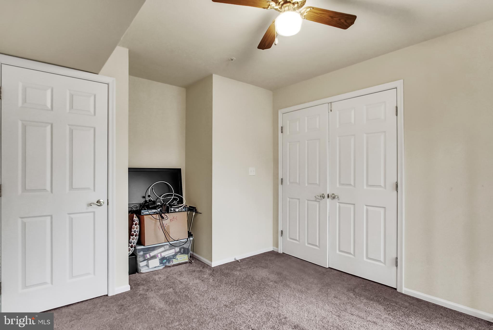 ENGLISH COUNTRY MANOR - Residential