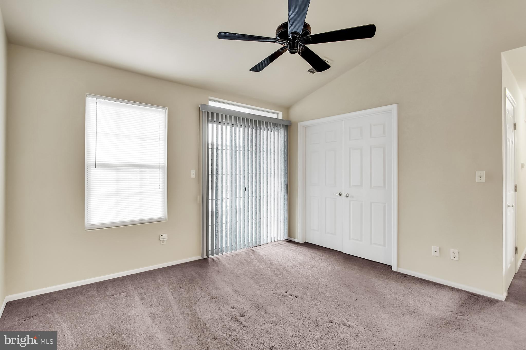 ENGLISH COUNTRY MANOR - Residential