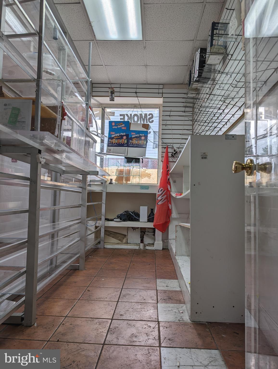 NEWBOLD - Commercial Lease