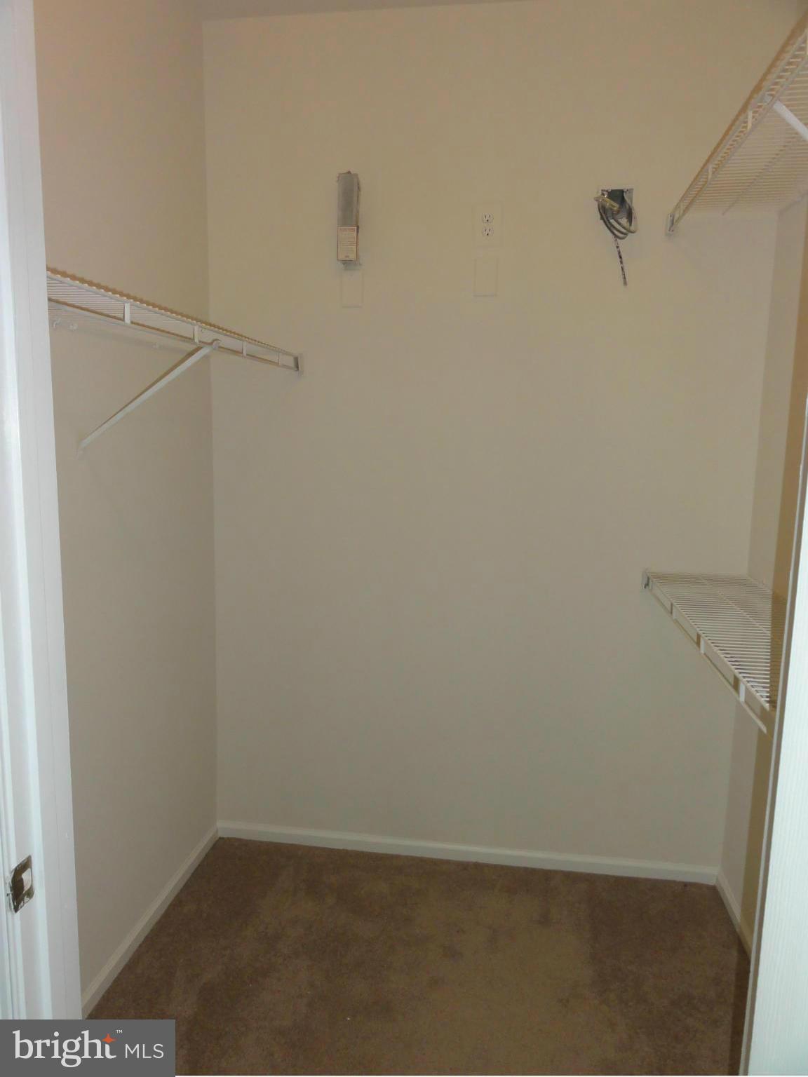 GATES OF MCLEAN - Residential Lease