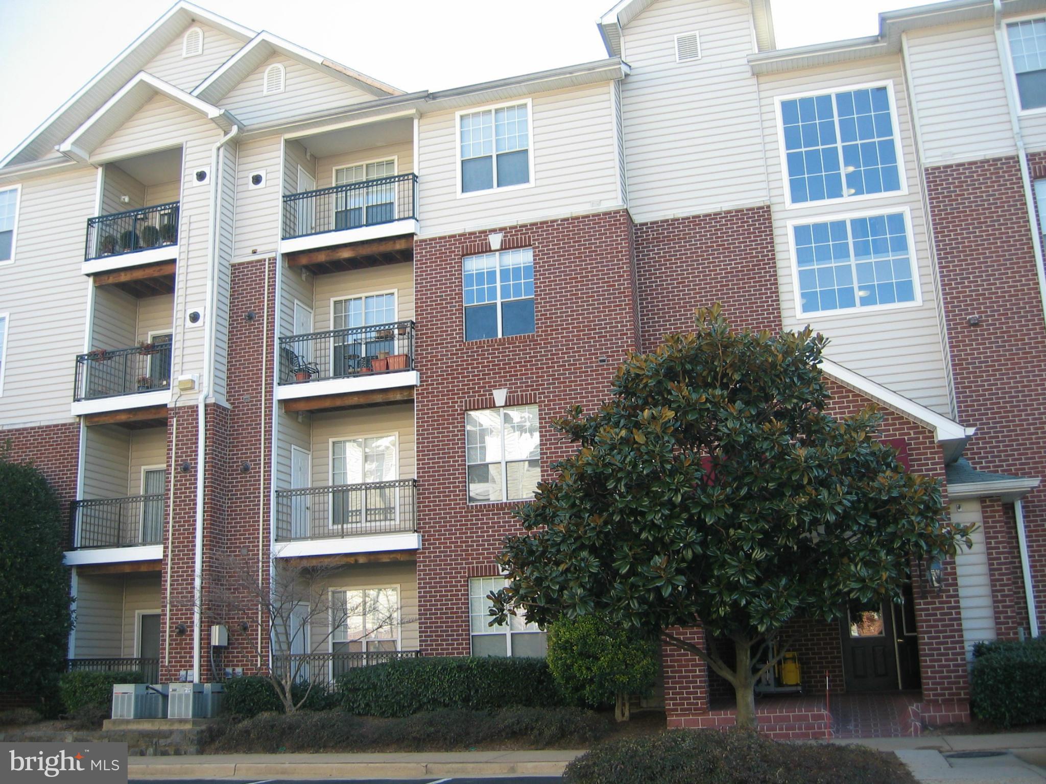 GATES OF MCLEAN - Residential Lease