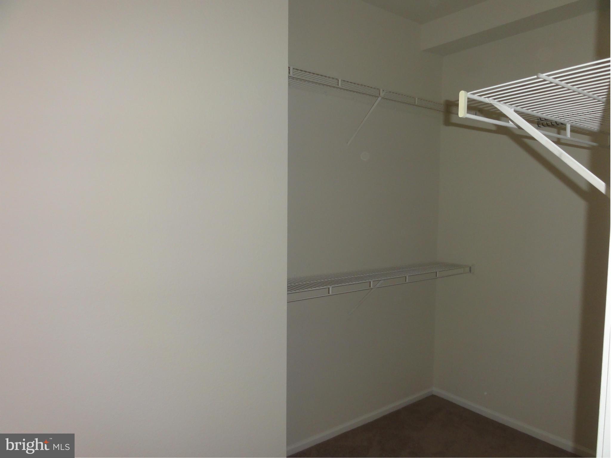 GATES OF MCLEAN - Residential Lease