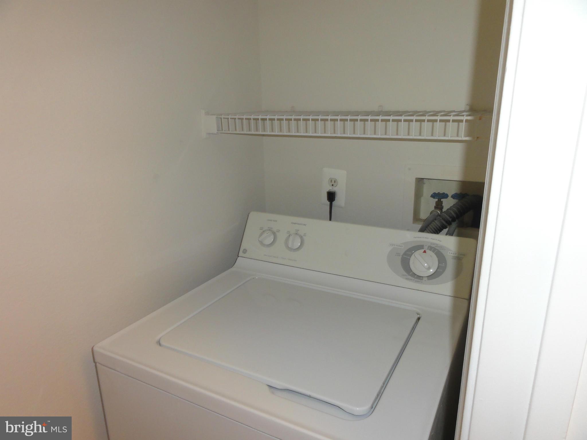 GATES OF MCLEAN - Residential Lease