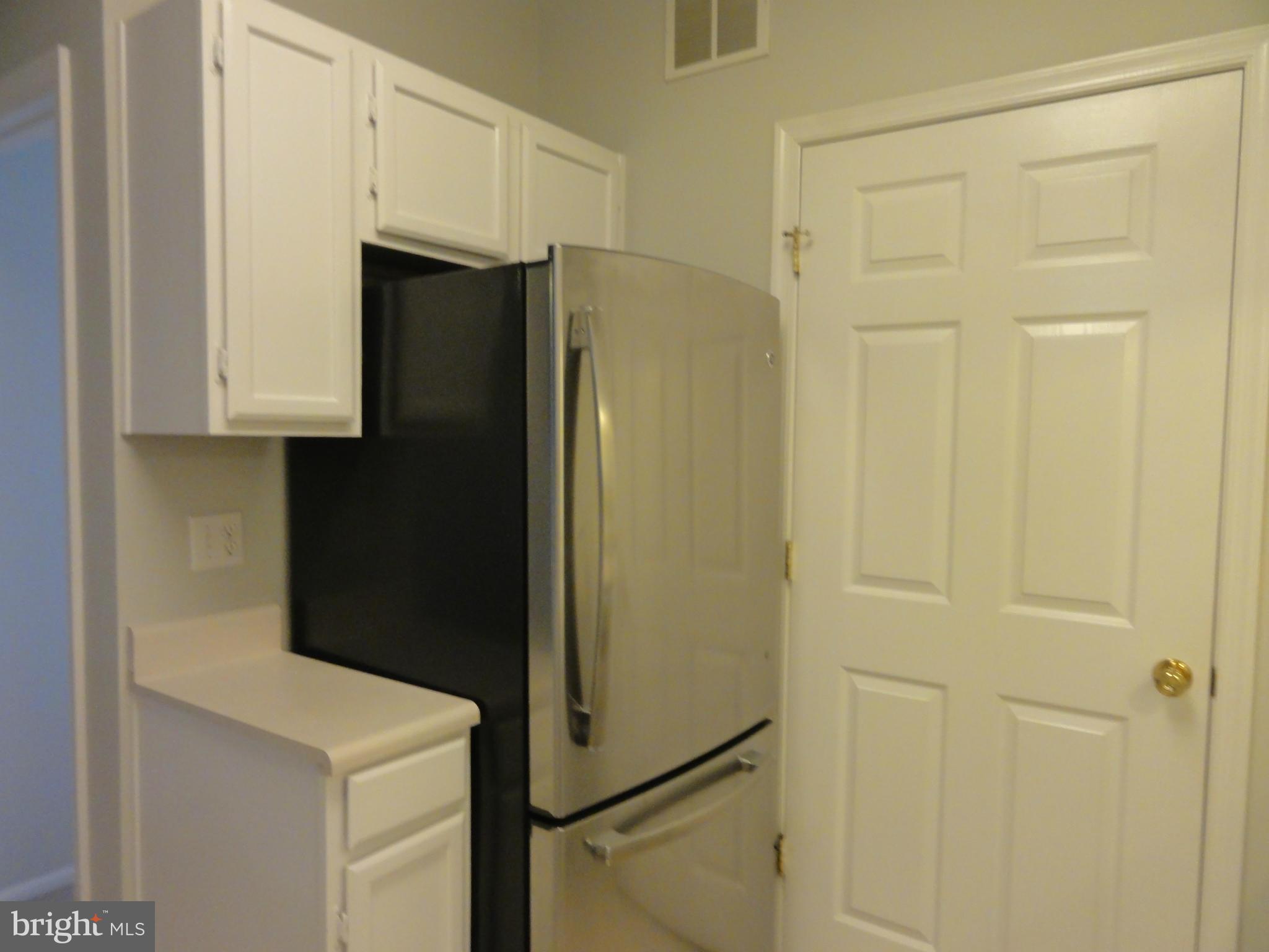 GATES OF MCLEAN - Residential Lease