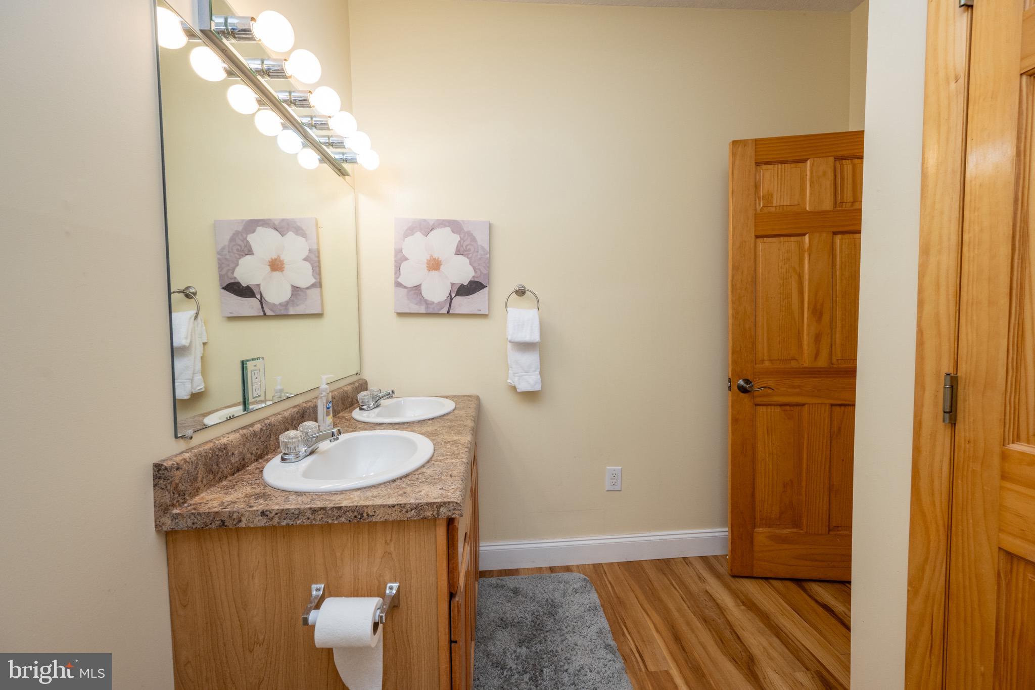 PARADISE RIDGE - Residential