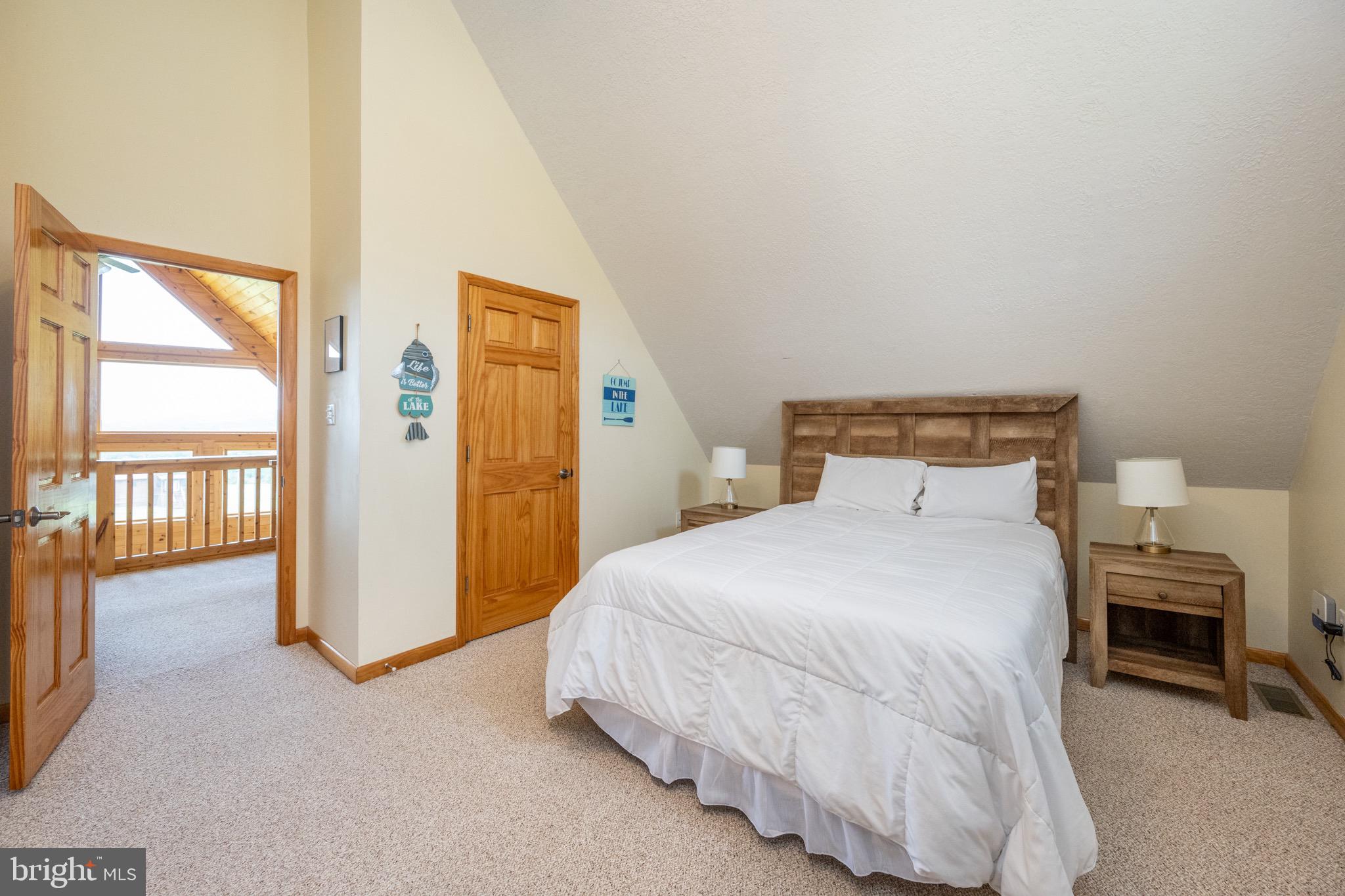 PARADISE RIDGE - Residential