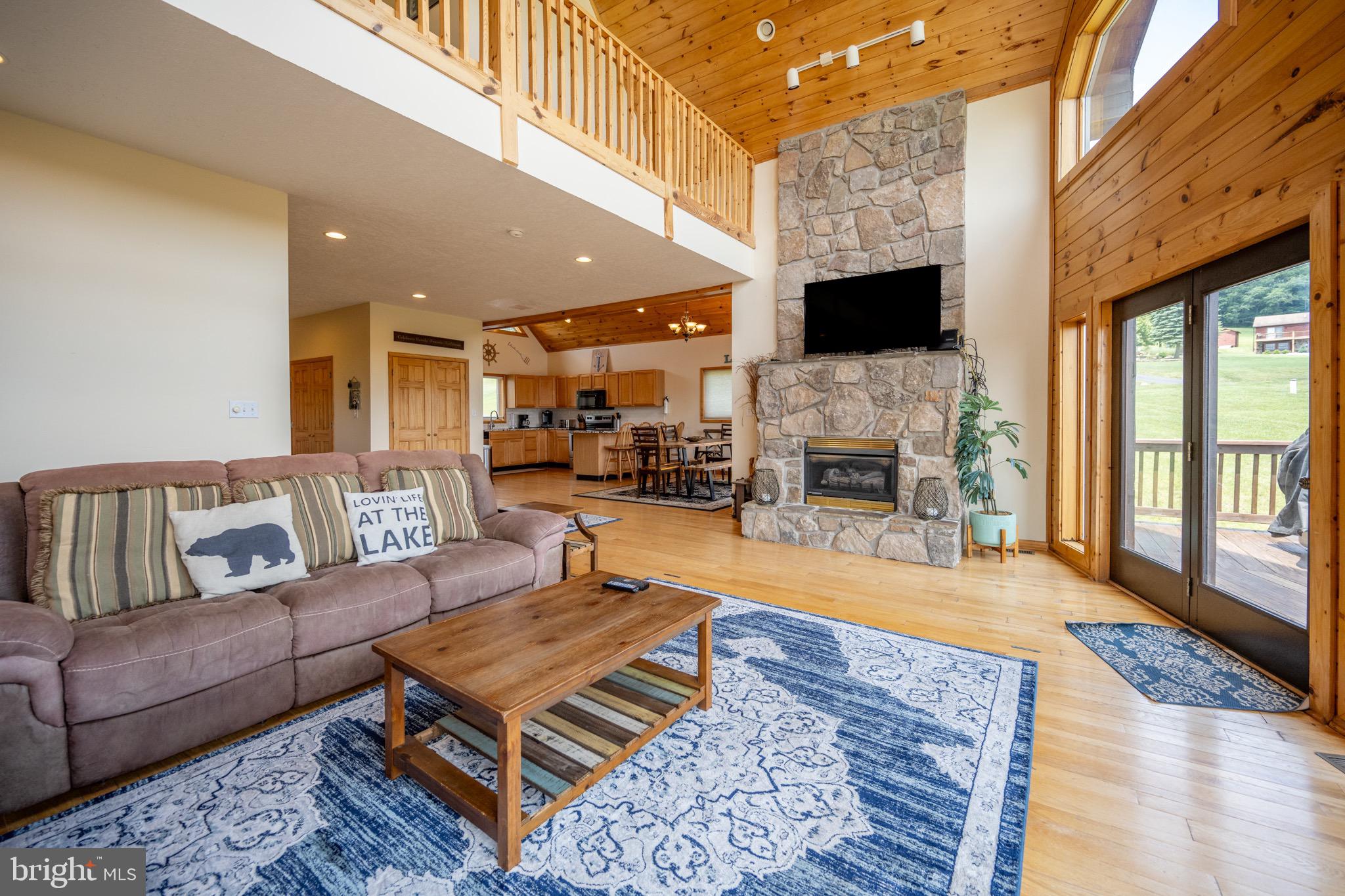 PARADISE RIDGE - Residential