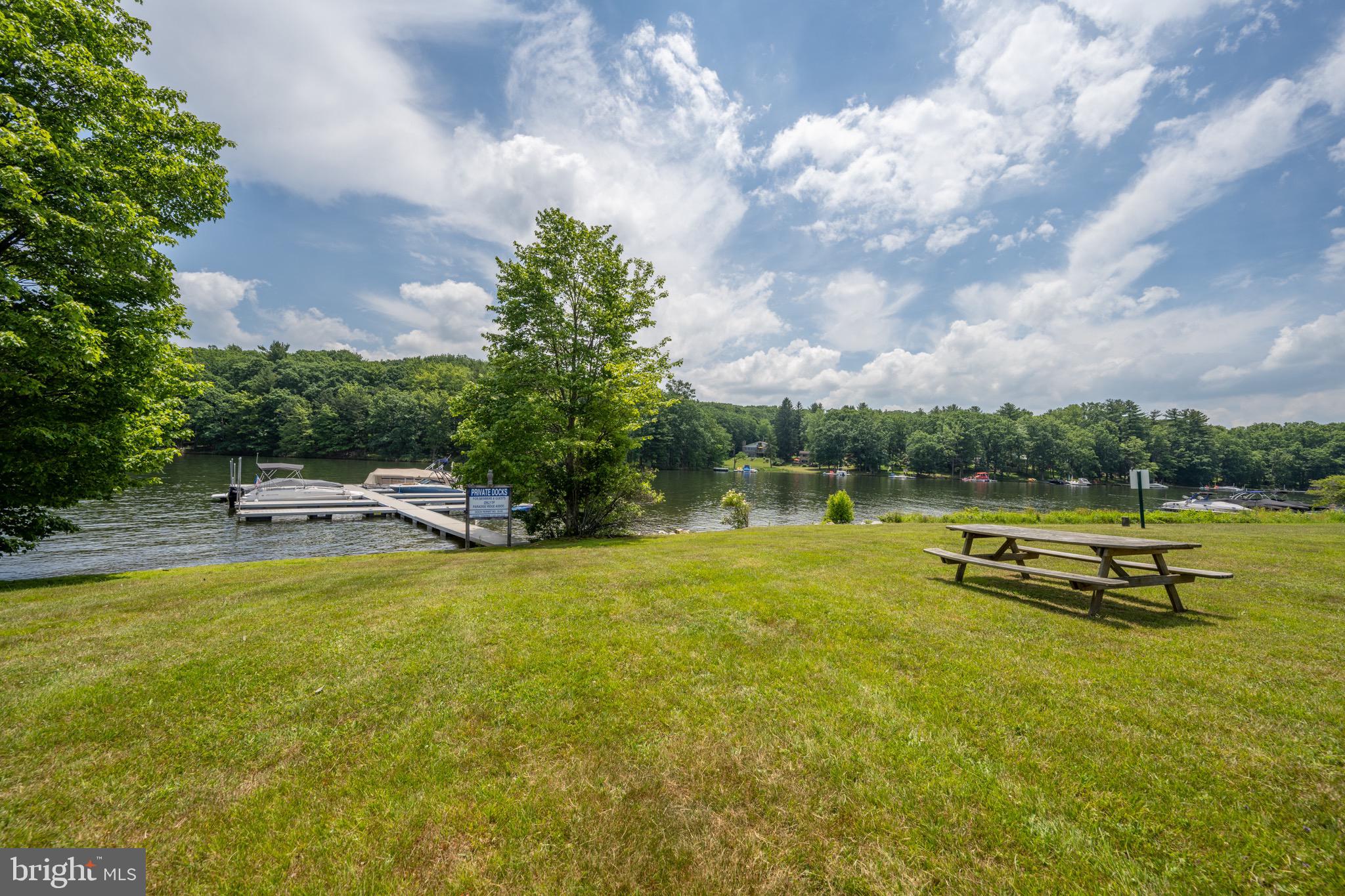 PARADISE RIDGE - Residential