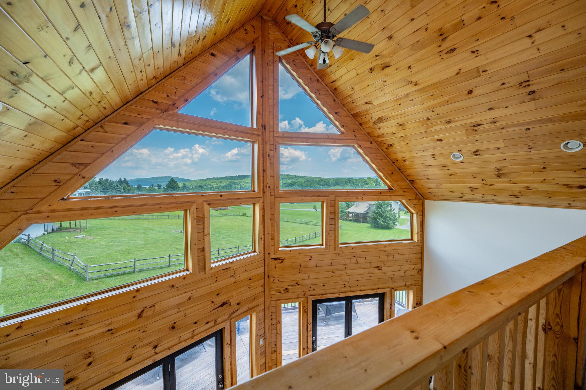 PARADISE RIDGE - Residential