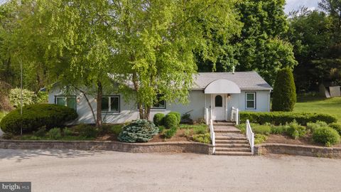 Photo of 519 Baltimore Pike, CHADDS FORD, PA 19317 (MLS # PACT2118592)