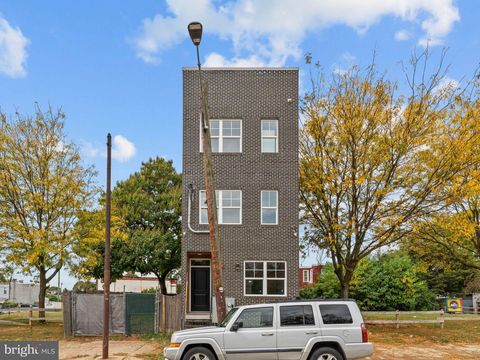 Homes For Rent - 1682 N 54th Street #2<br/> PHILADELPHIA, PA 19131