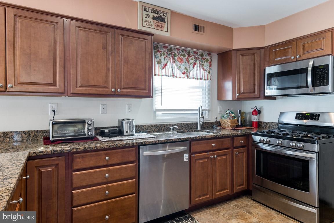 OVERBROOK AT BELAIR - Residential