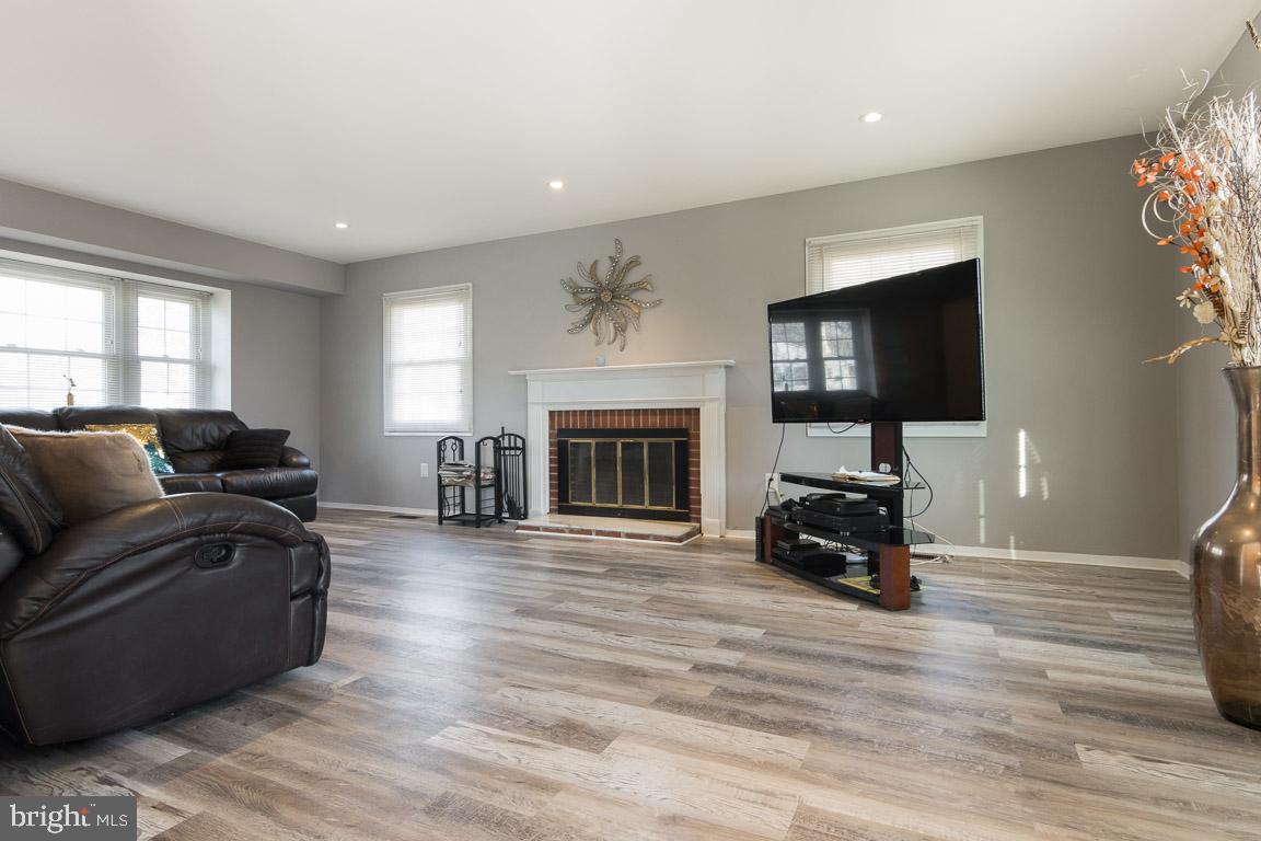 OVERBROOK AT BELAIR - Residential