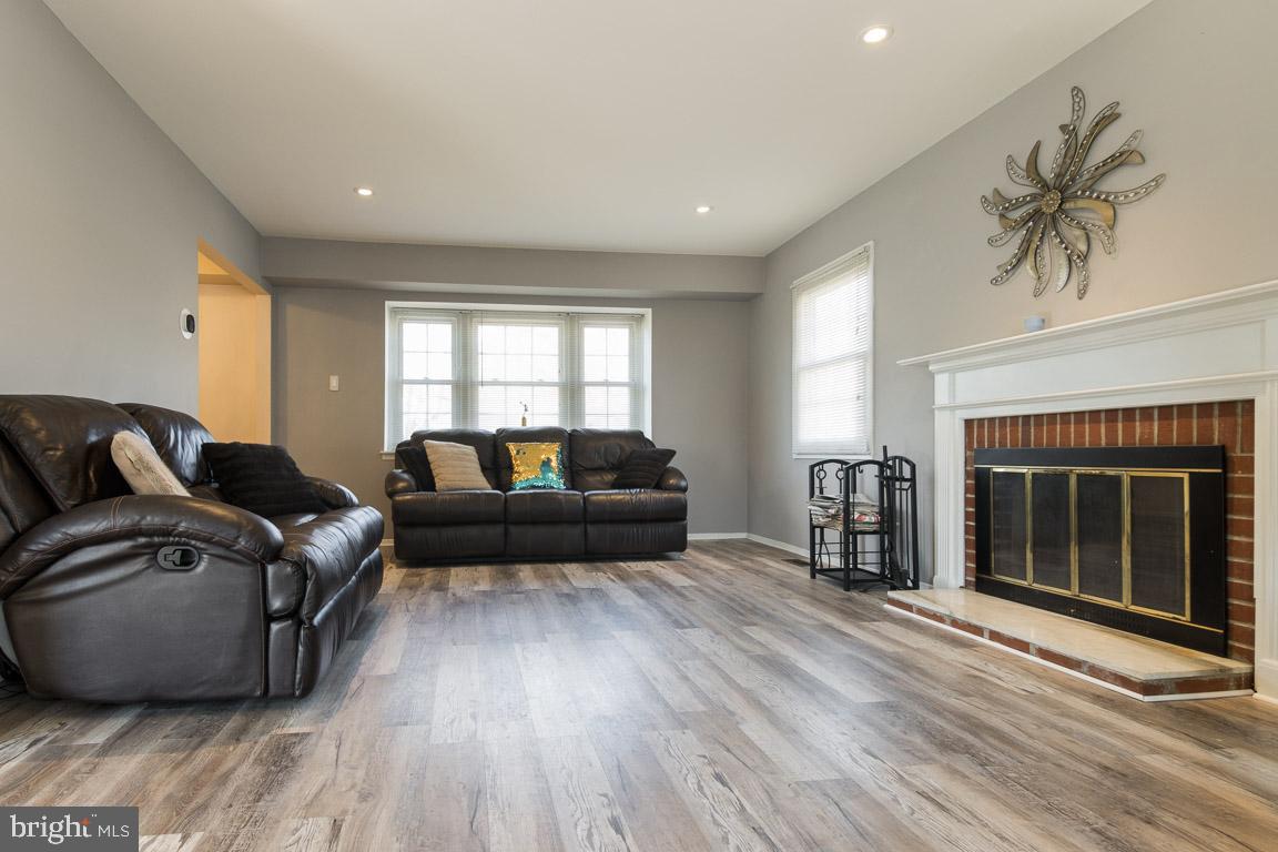 OVERBROOK AT BELAIR - Residential