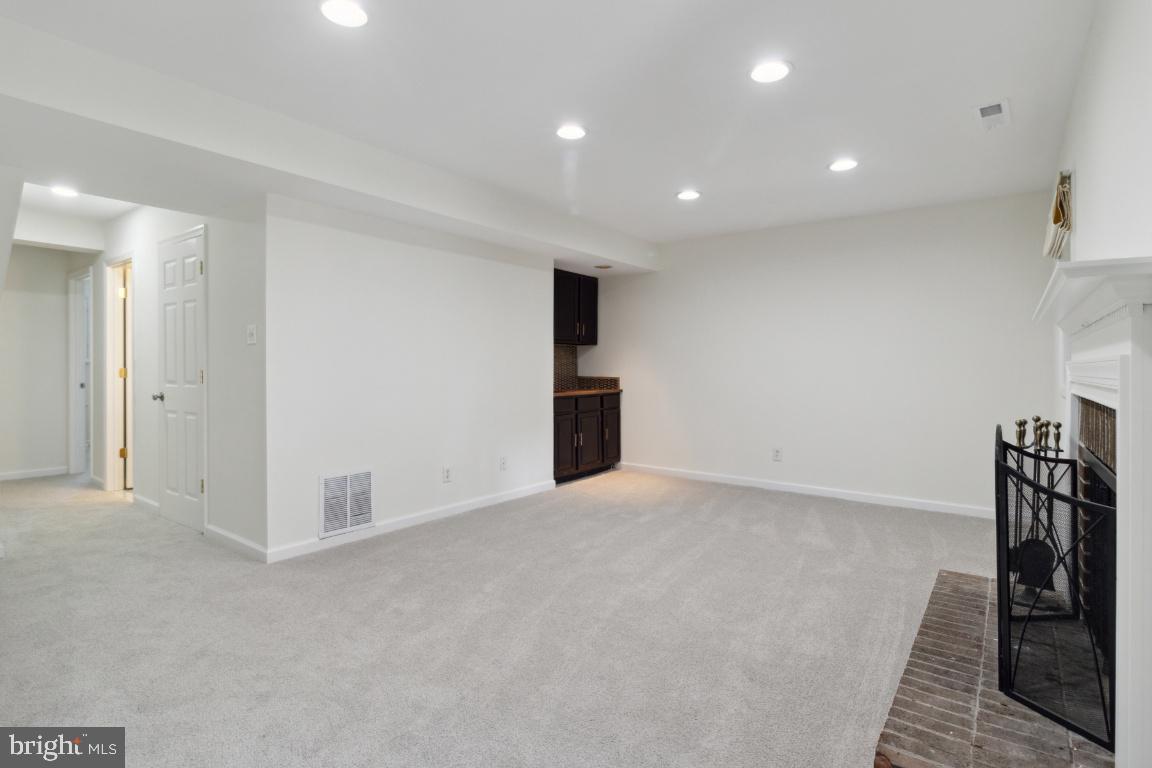 COPPERFIELD AT FIVE FRM - Residential