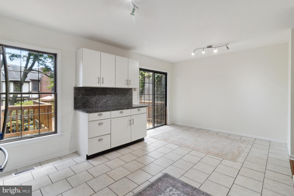 COPPERFIELD AT FIVE FRM - Residential