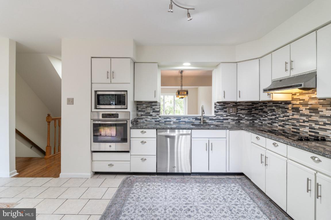 COPPERFIELD AT FIVE FRM - Residential