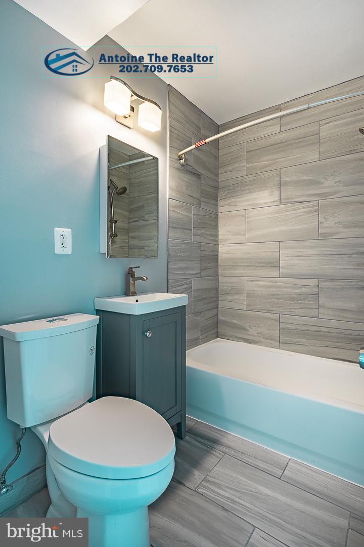 THE FAIRMONT - Residential Lease