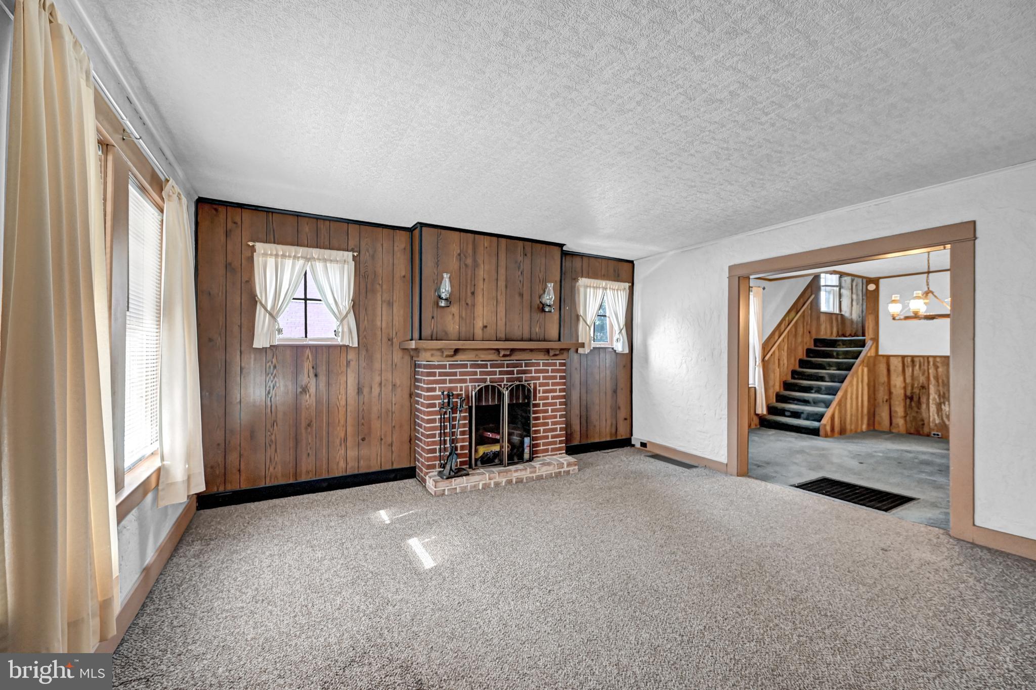 EAST YORK - Residential