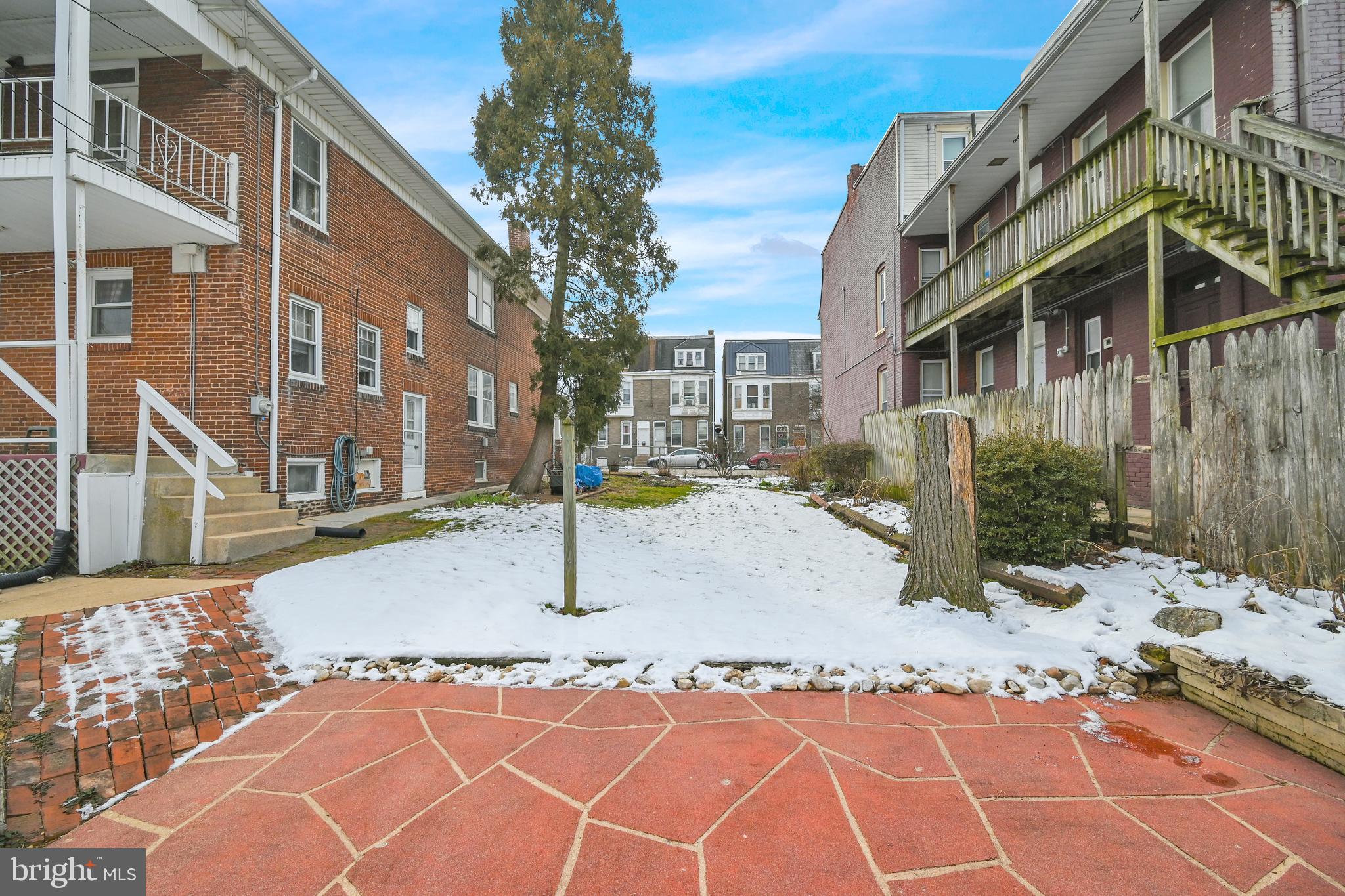 EAST YORK - Residential