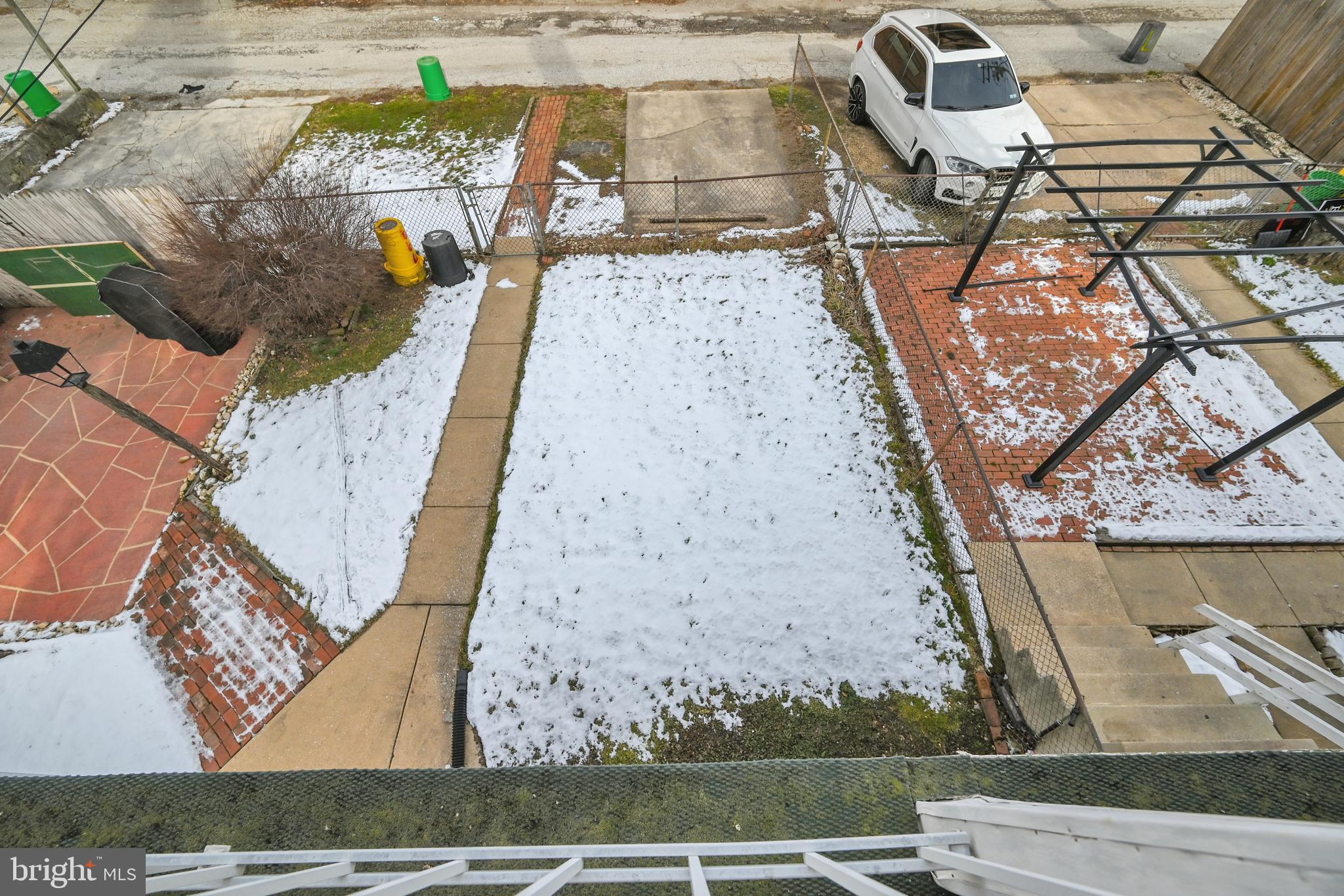 EAST YORK - Residential