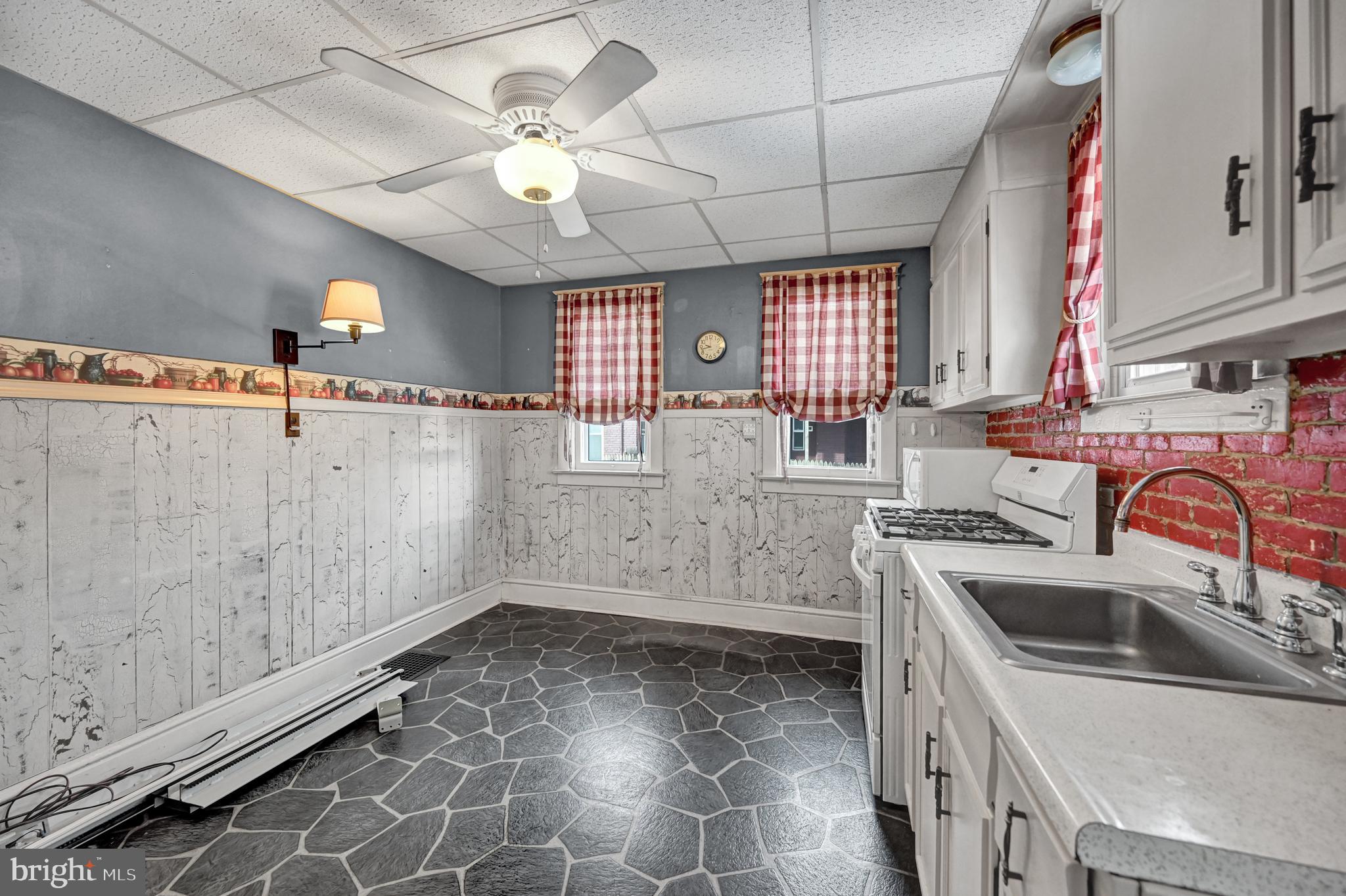 EAST YORK - Residential