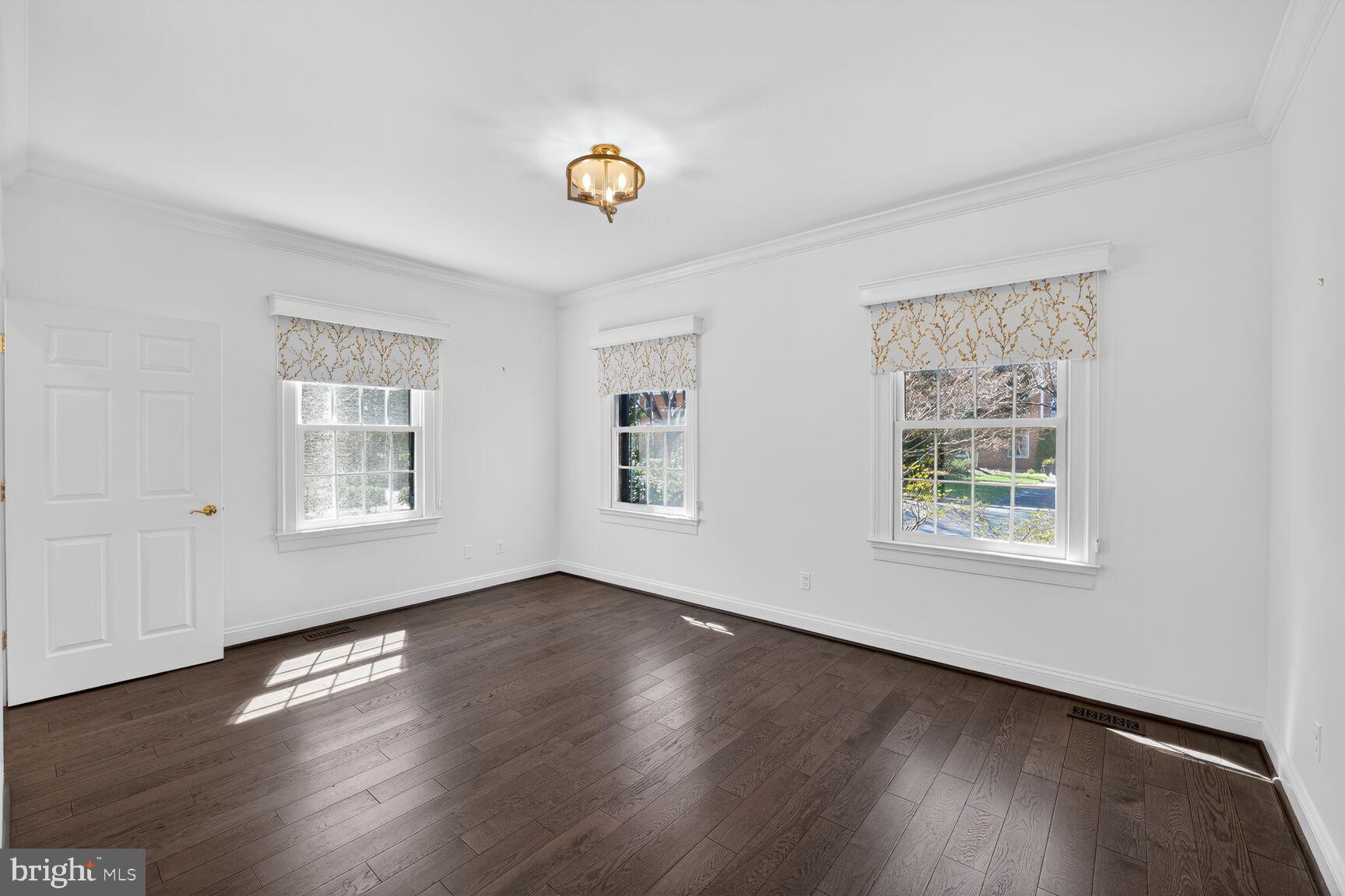 BRIGHTWOOD - Residential