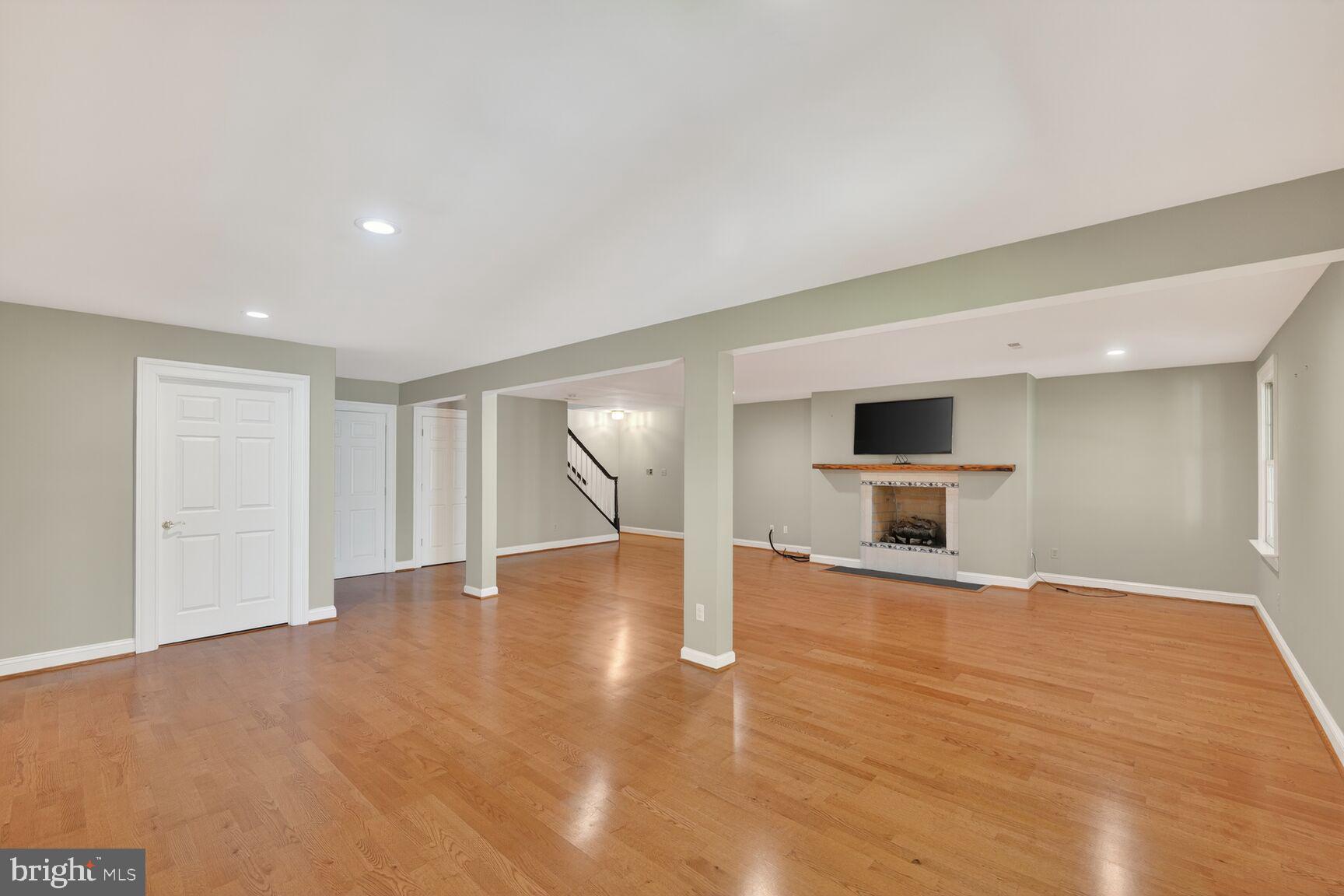BRIGHTWOOD - Residential