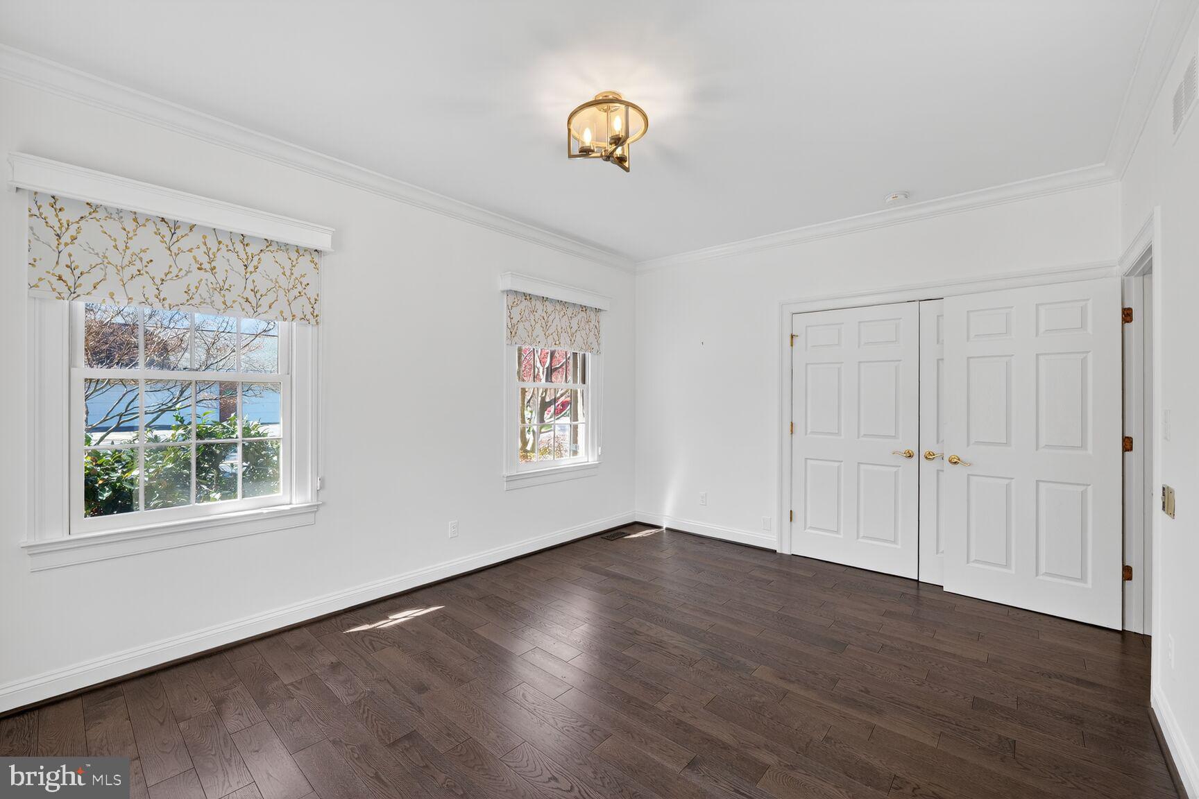 BRIGHTWOOD - Residential