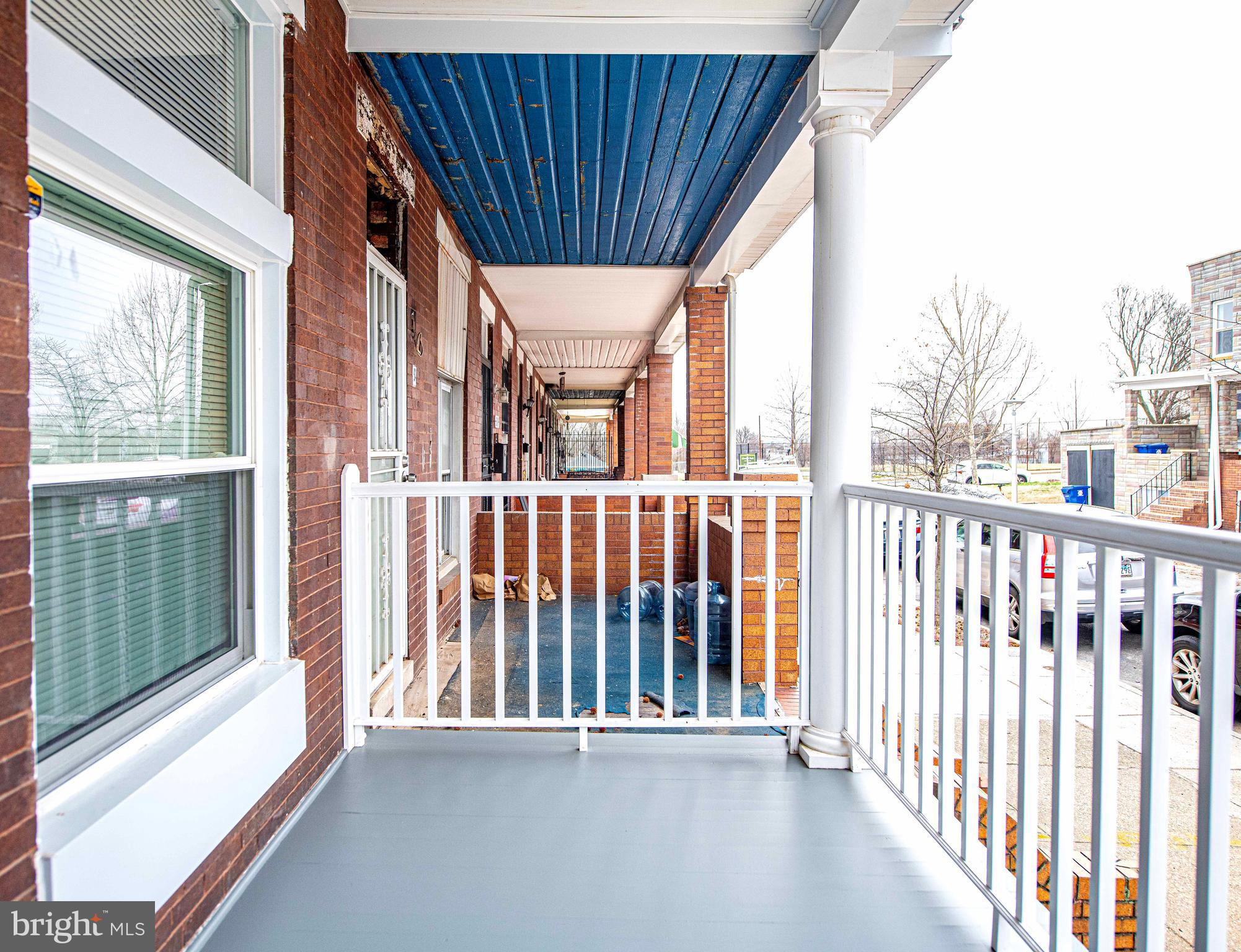 ELLWOOD PARK - Residential