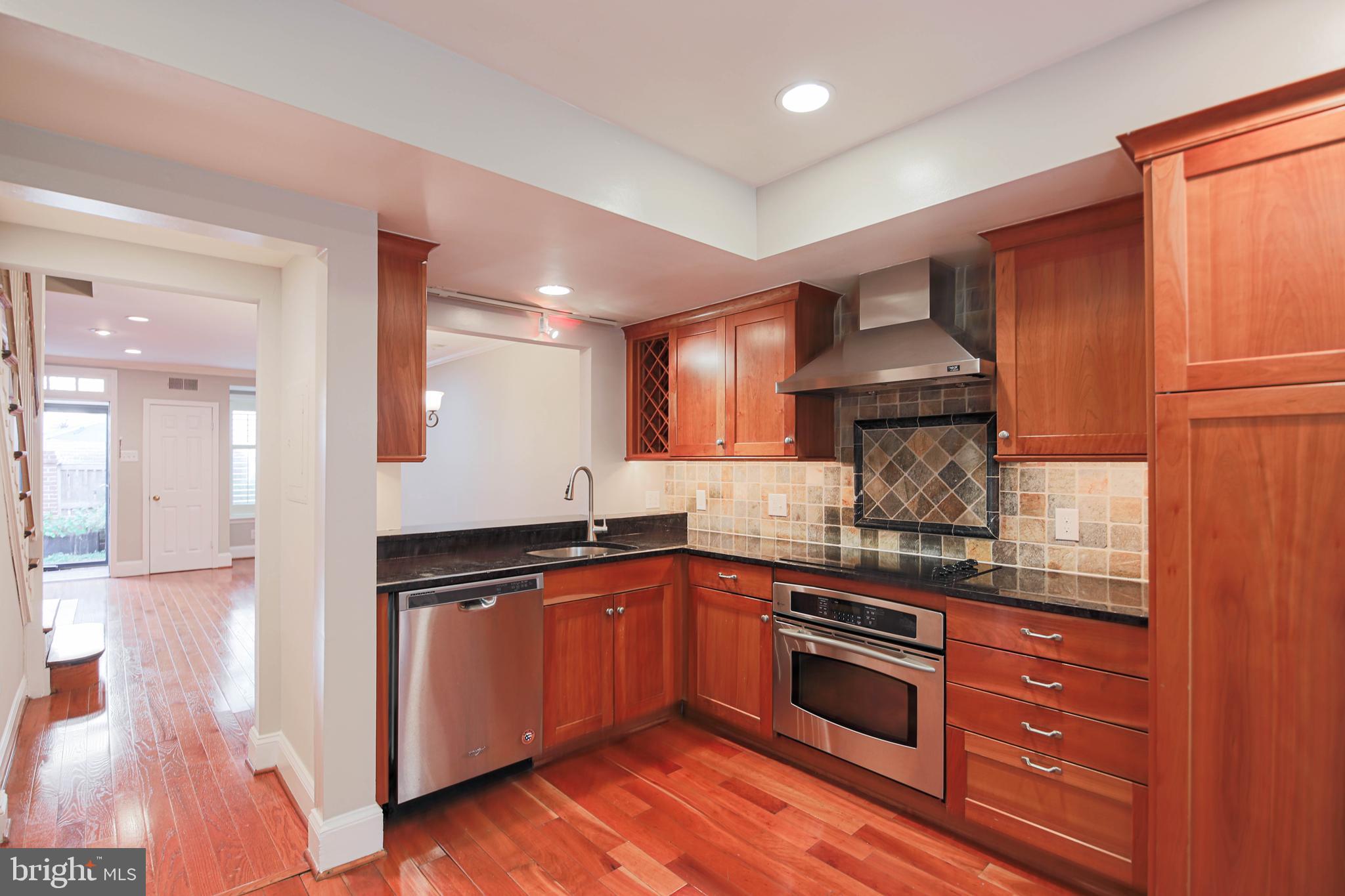 CARRIAGE WORKS - Residential Lease