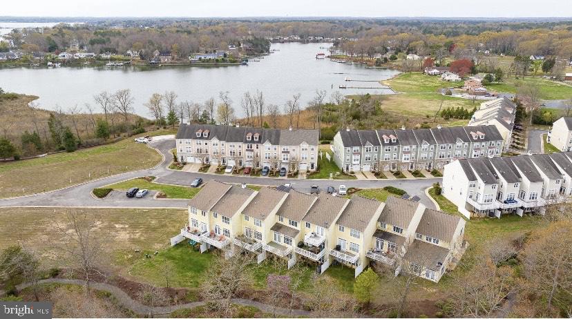 MONROE POINT TOWNHOUSES - Residential