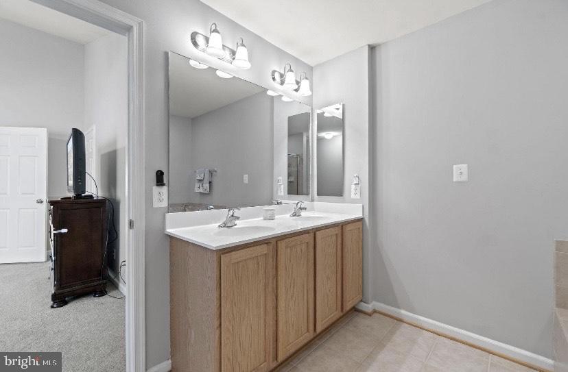 MONROE POINT TOWNHOUSES - Residential