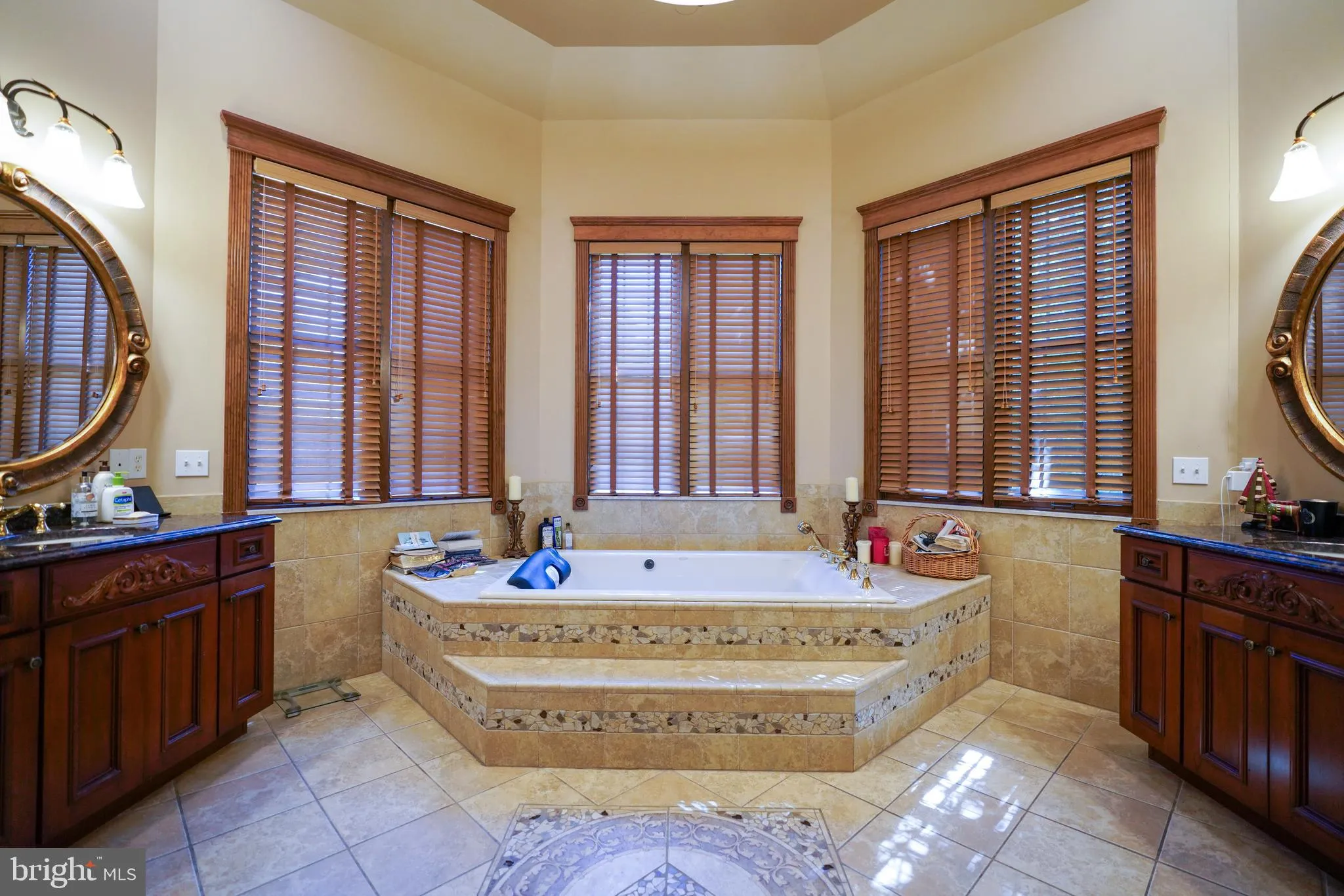 Rehoboth Beach, Delaware 19971, United States, 6 Bedrooms Bedrooms, ,7 BathroomsBathrooms,Residential,Active,221879