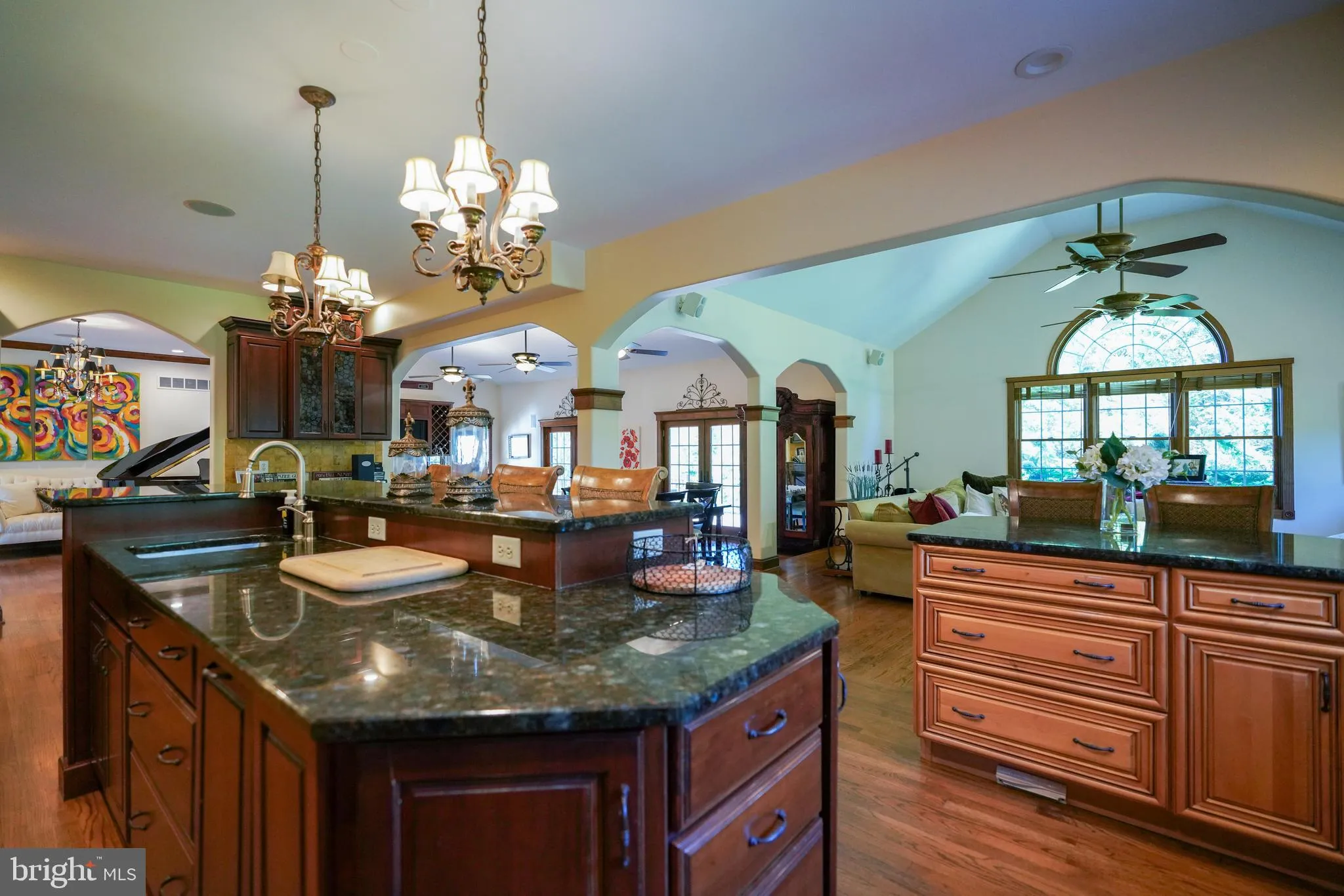 Rehoboth Beach, Delaware 19971, United States, 6 Bedrooms Bedrooms, ,7 BathroomsBathrooms,Residential,Active,221879