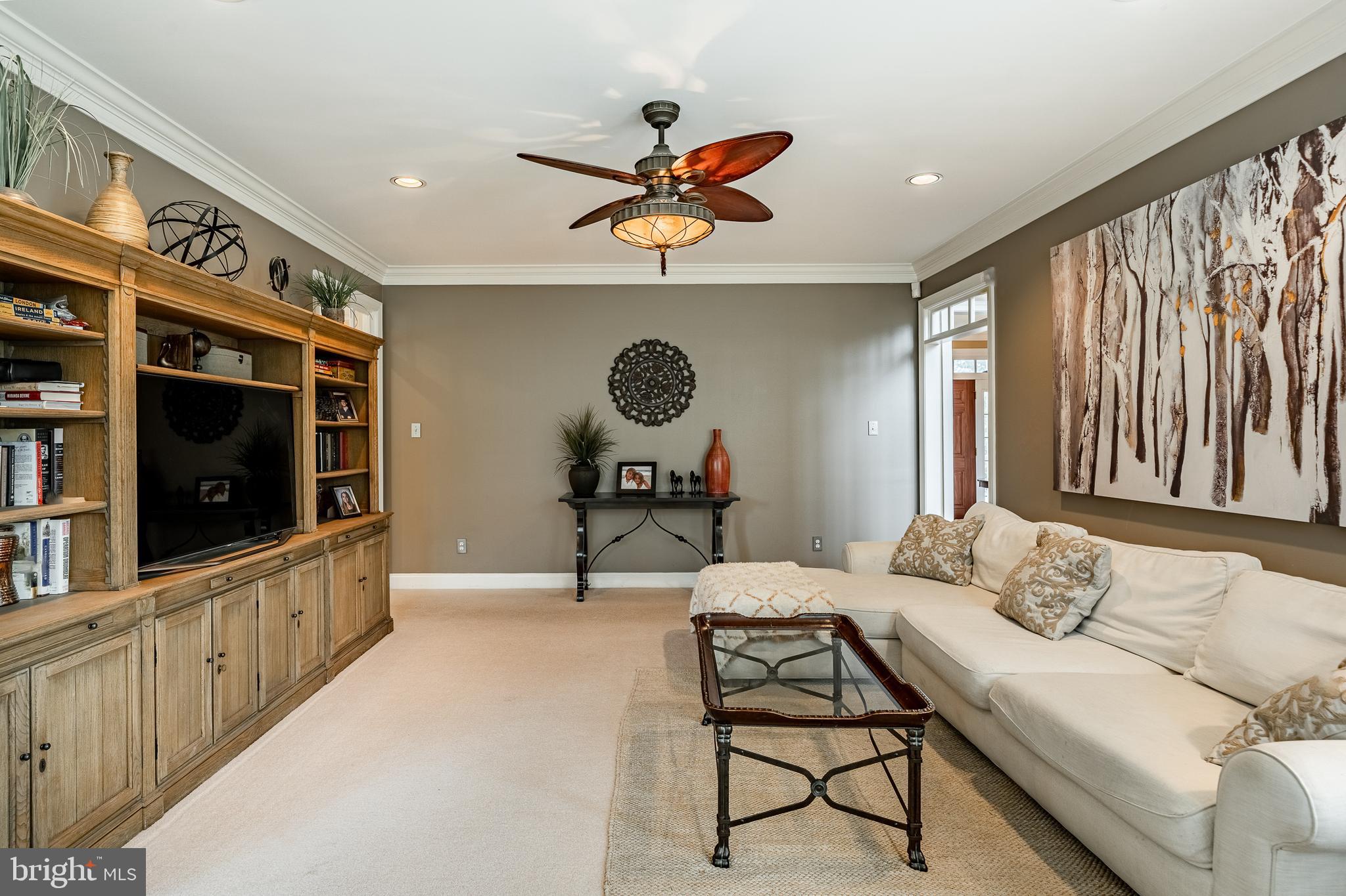 HILLHURST - Residential