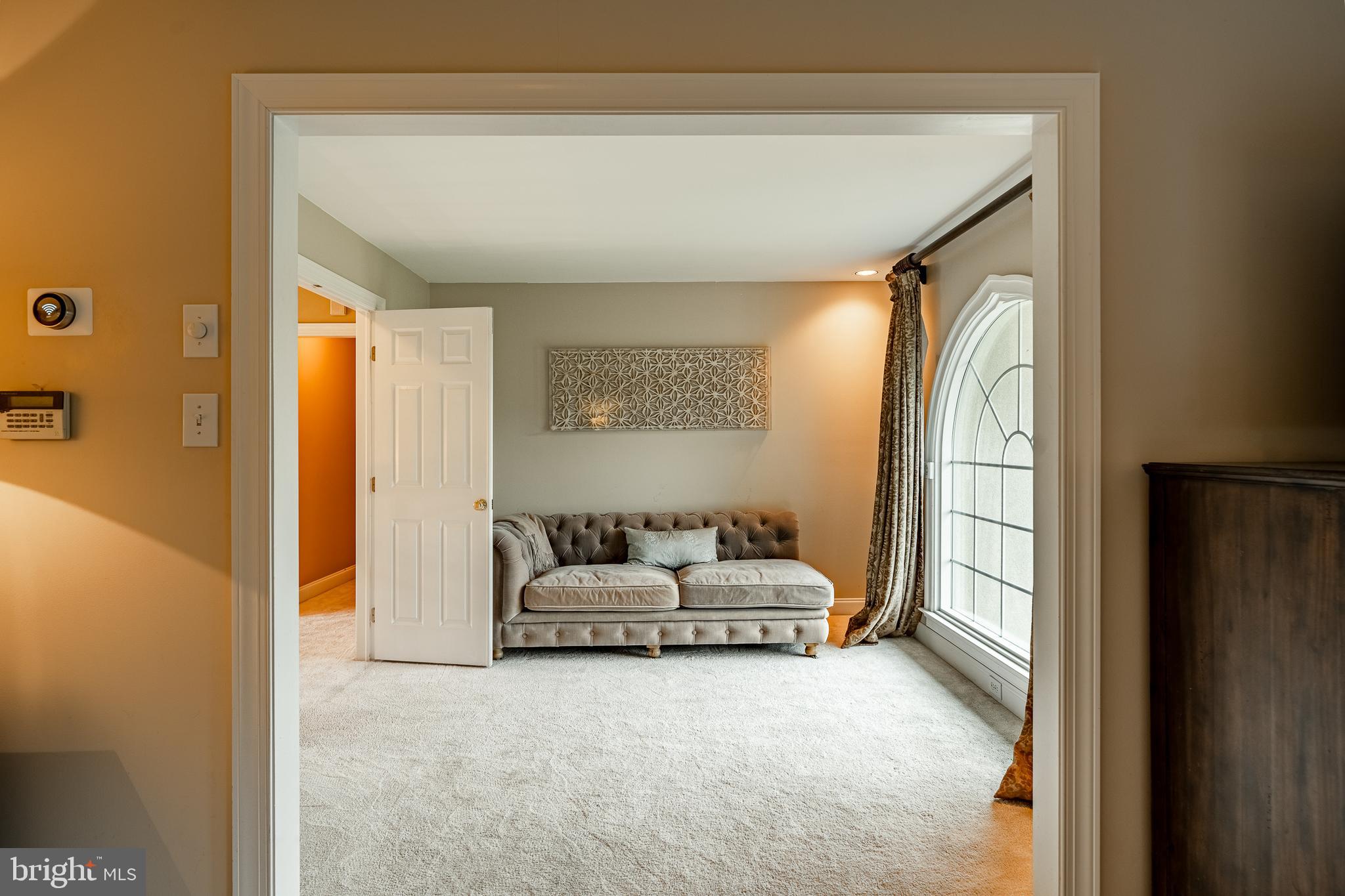 HILLHURST - Residential