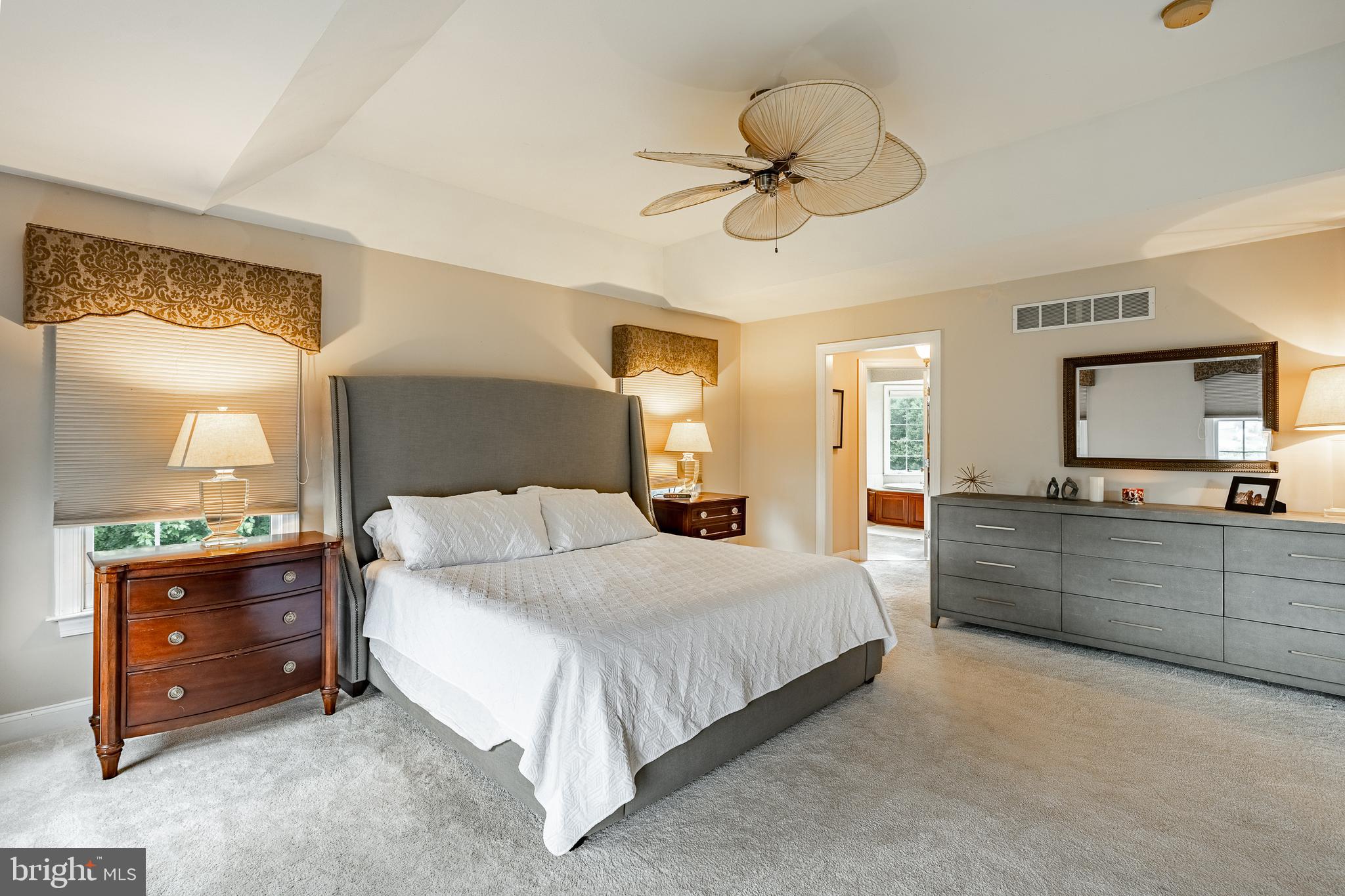 HILLHURST - Residential