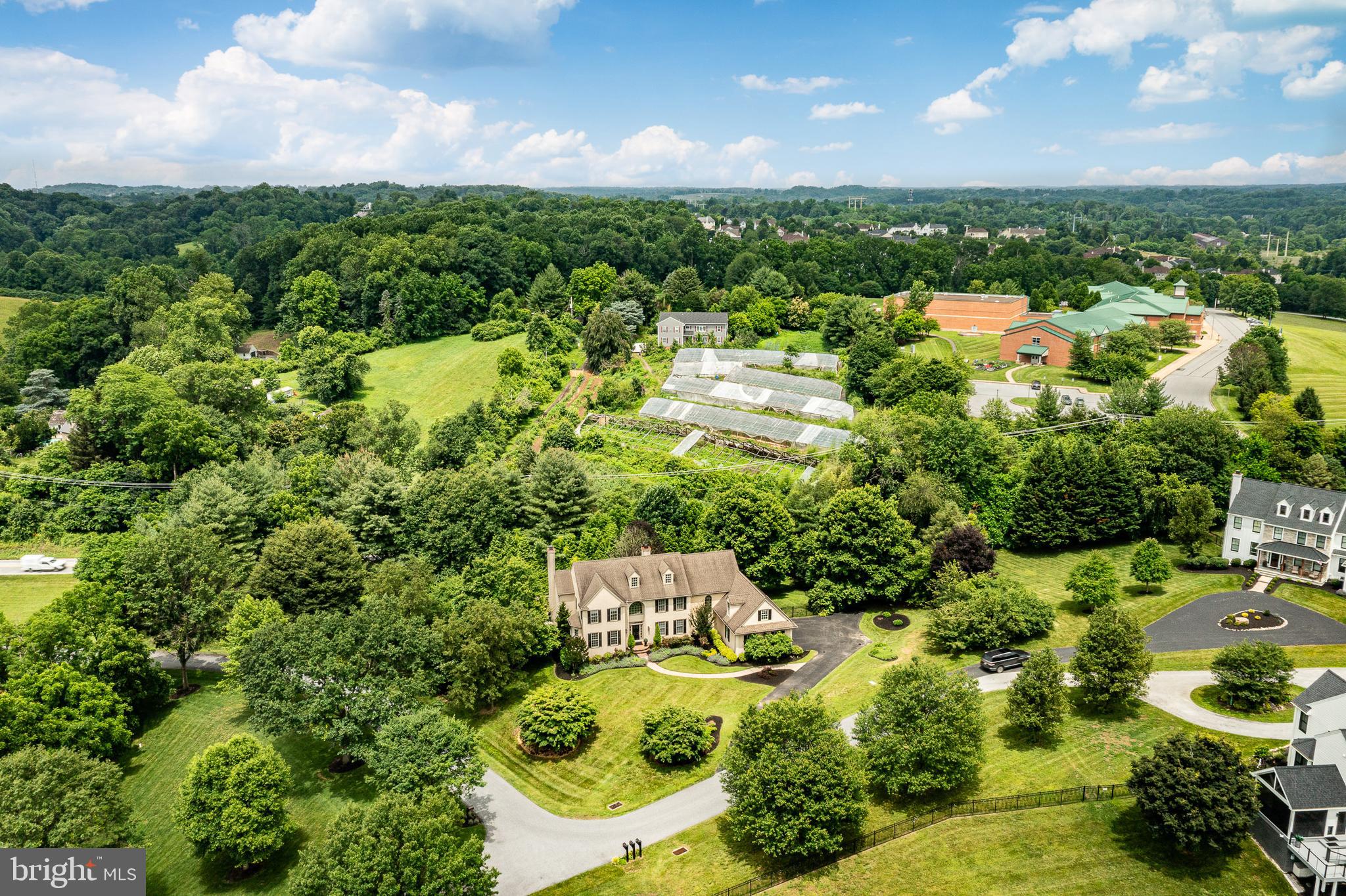 HILLHURST - Residential