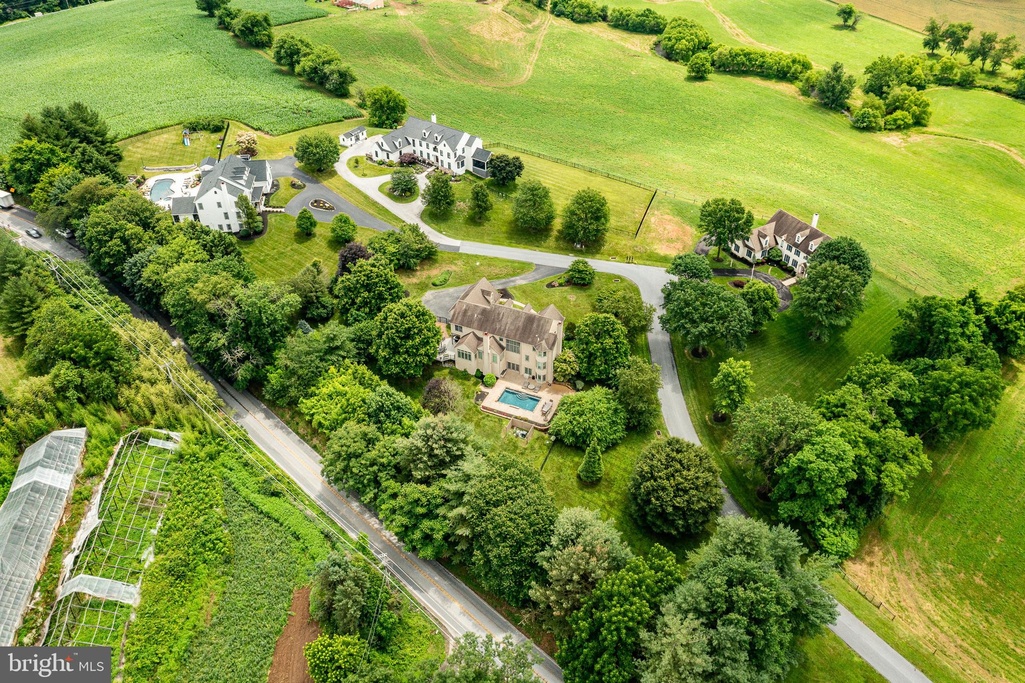 HILLHURST - Residential