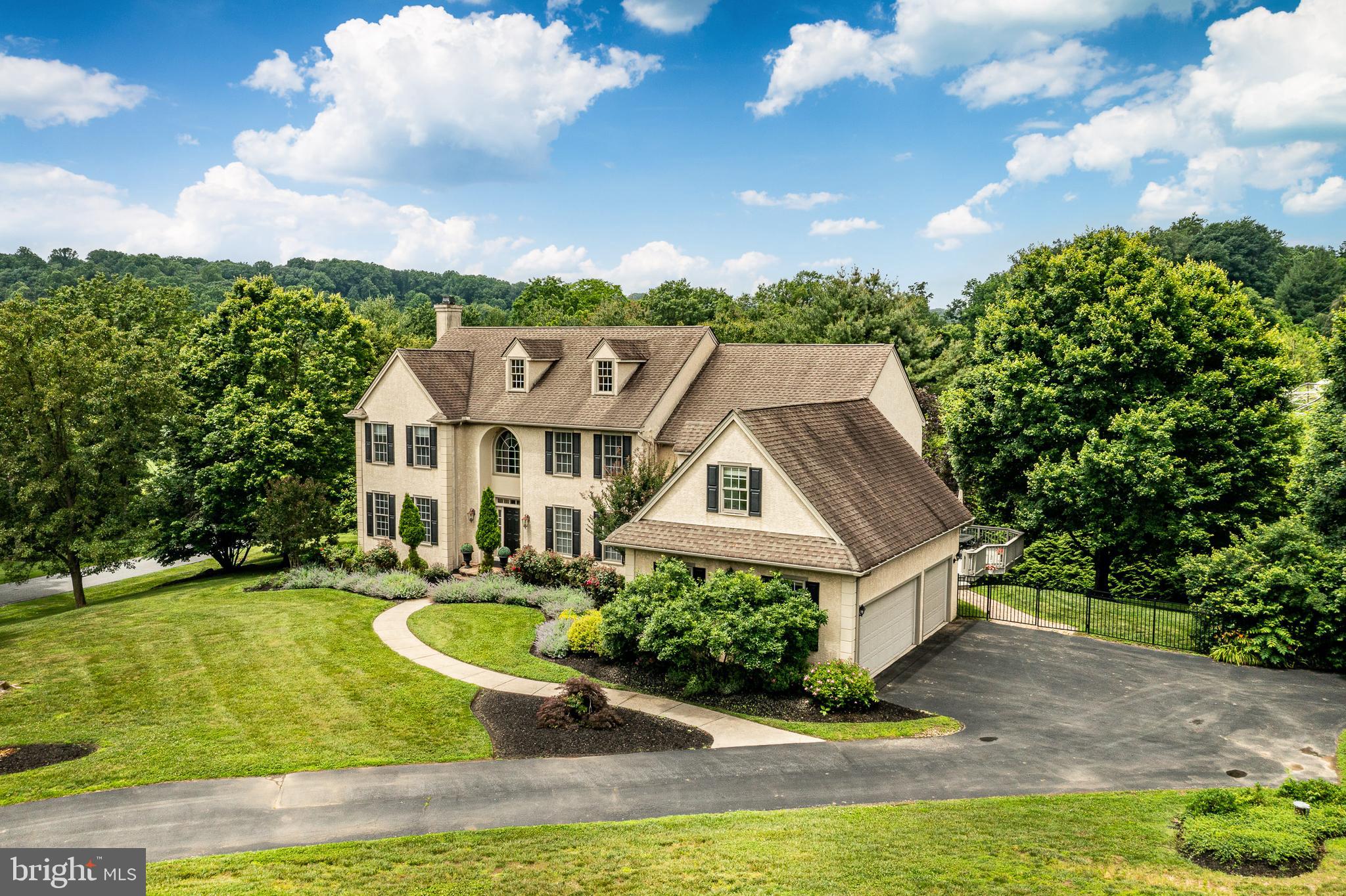 HILLHURST - Residential