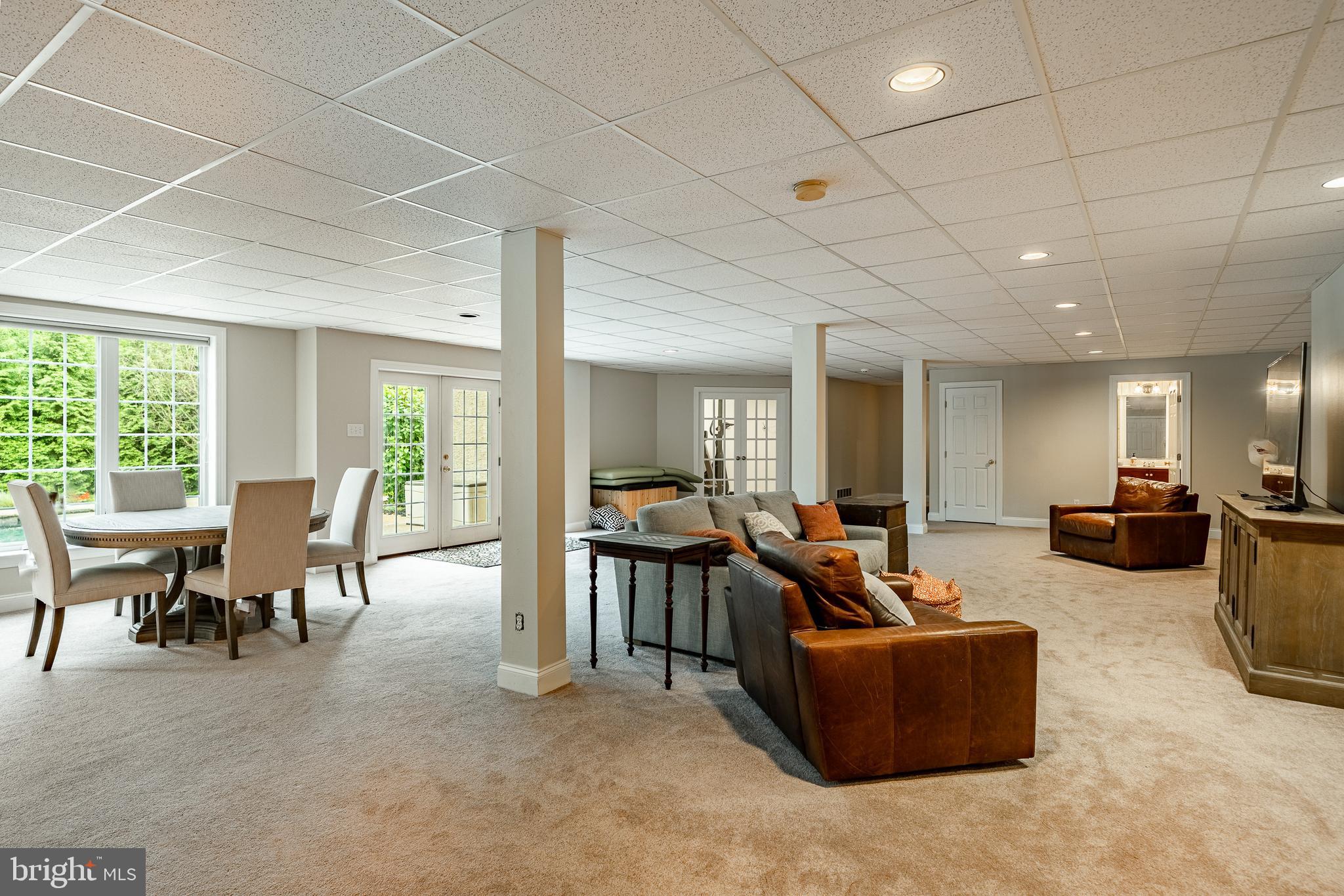 HILLHURST - Residential