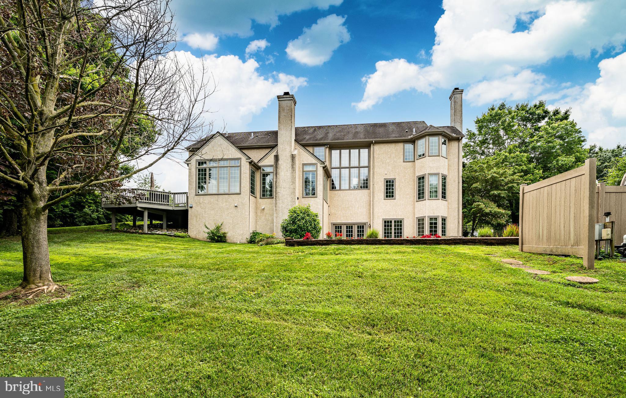 HILLHURST - Residential