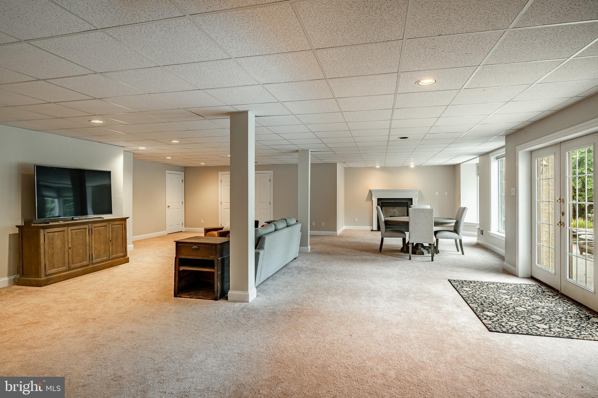 HILLHURST - Residential